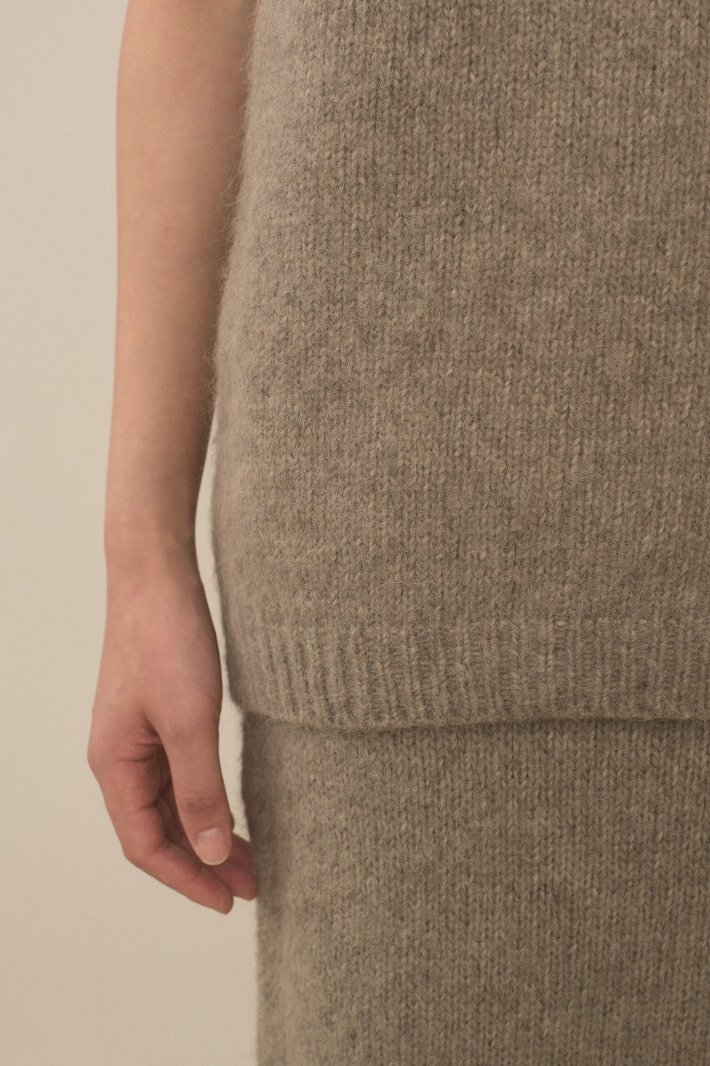 LOFT HALTER