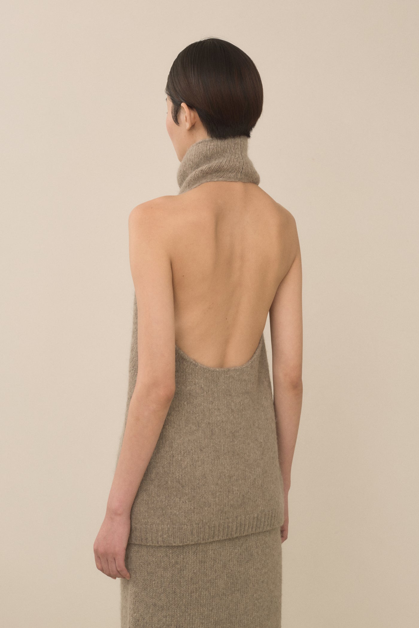 LOFT HALTER