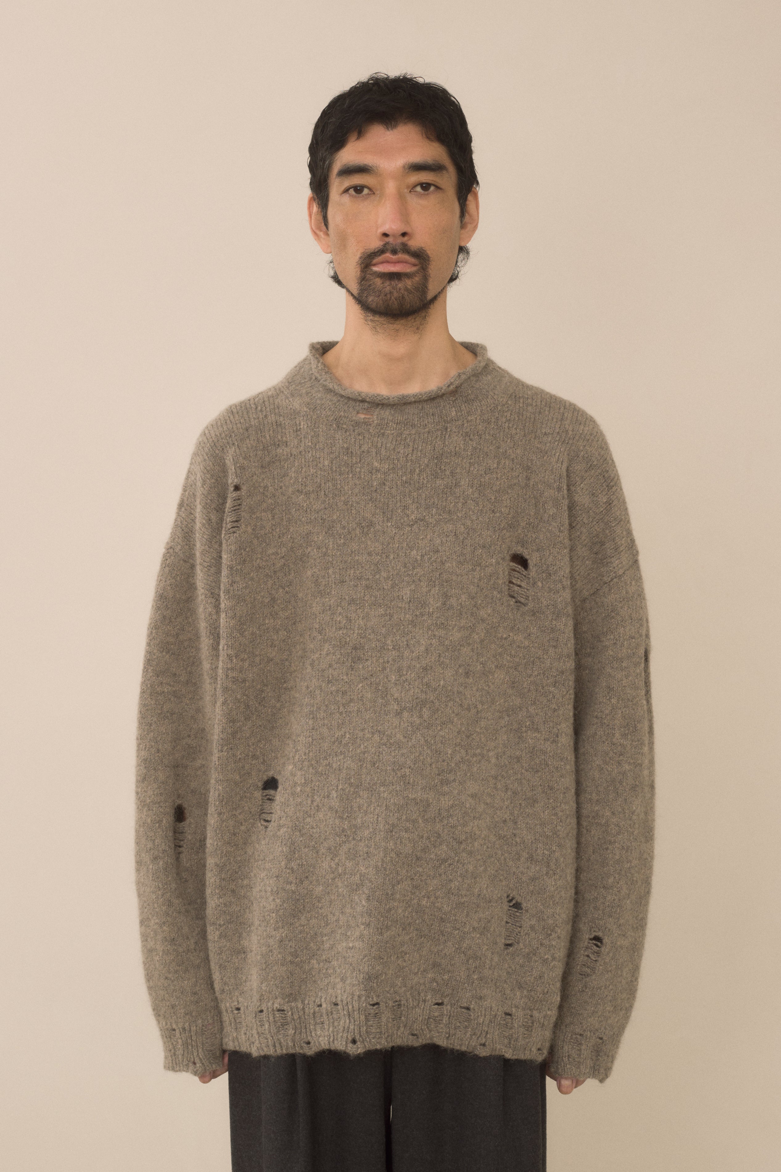 DISTRESSED ROLLNECK