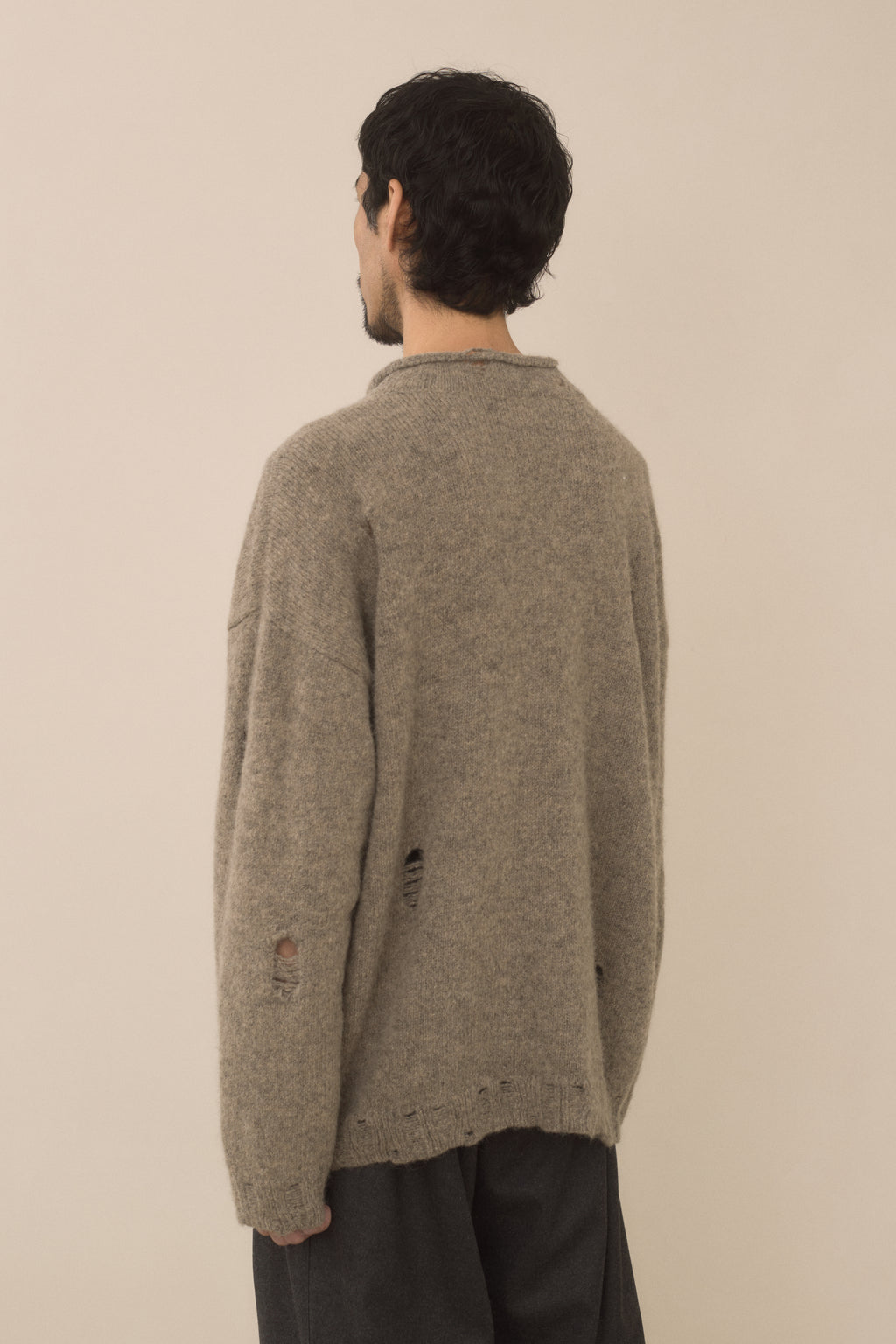 DISTRESSED ROLLNECK