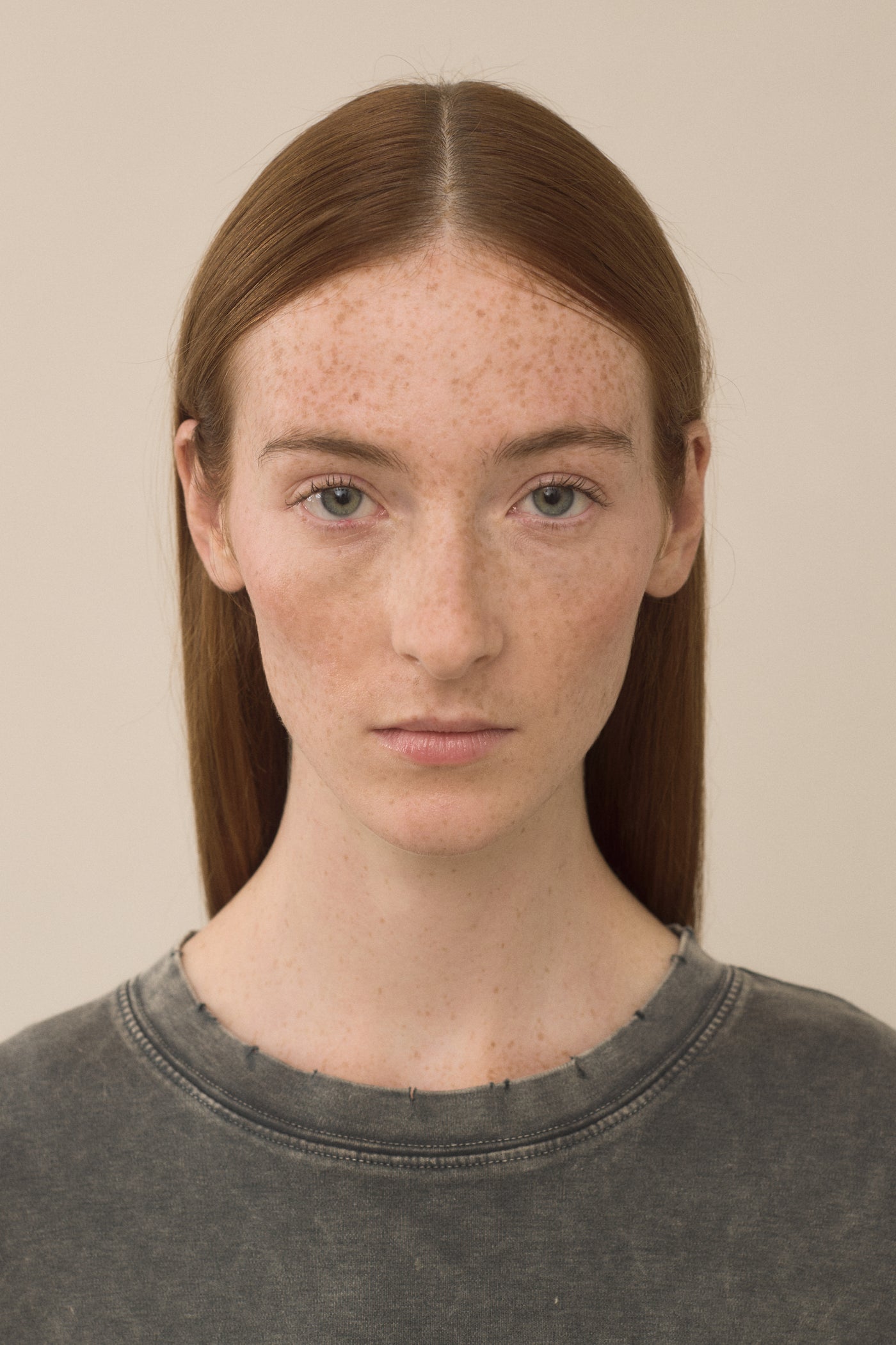 WORN TEE