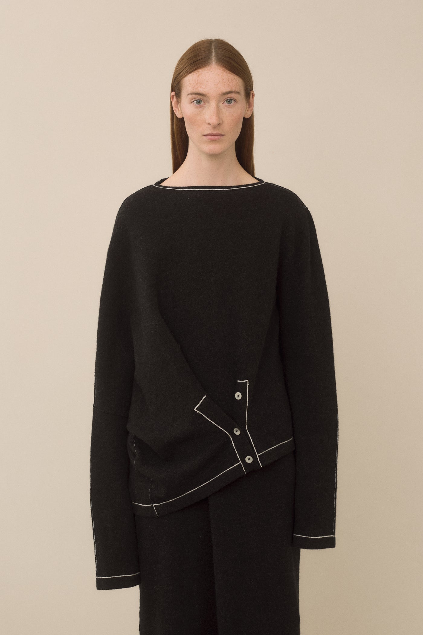 STITCH BUTTON PULLOVER