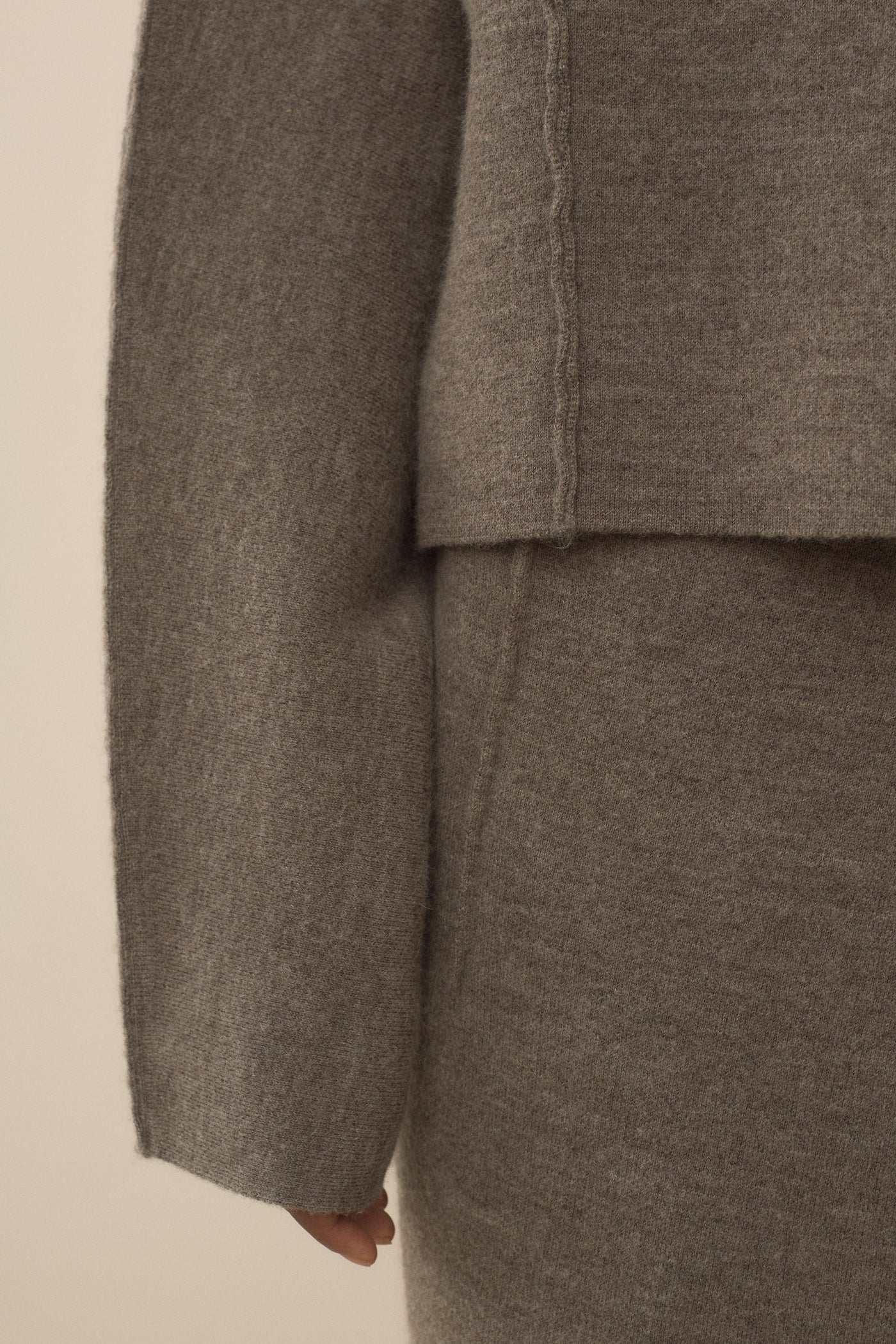 DOUBLE KNIT BOATNECK