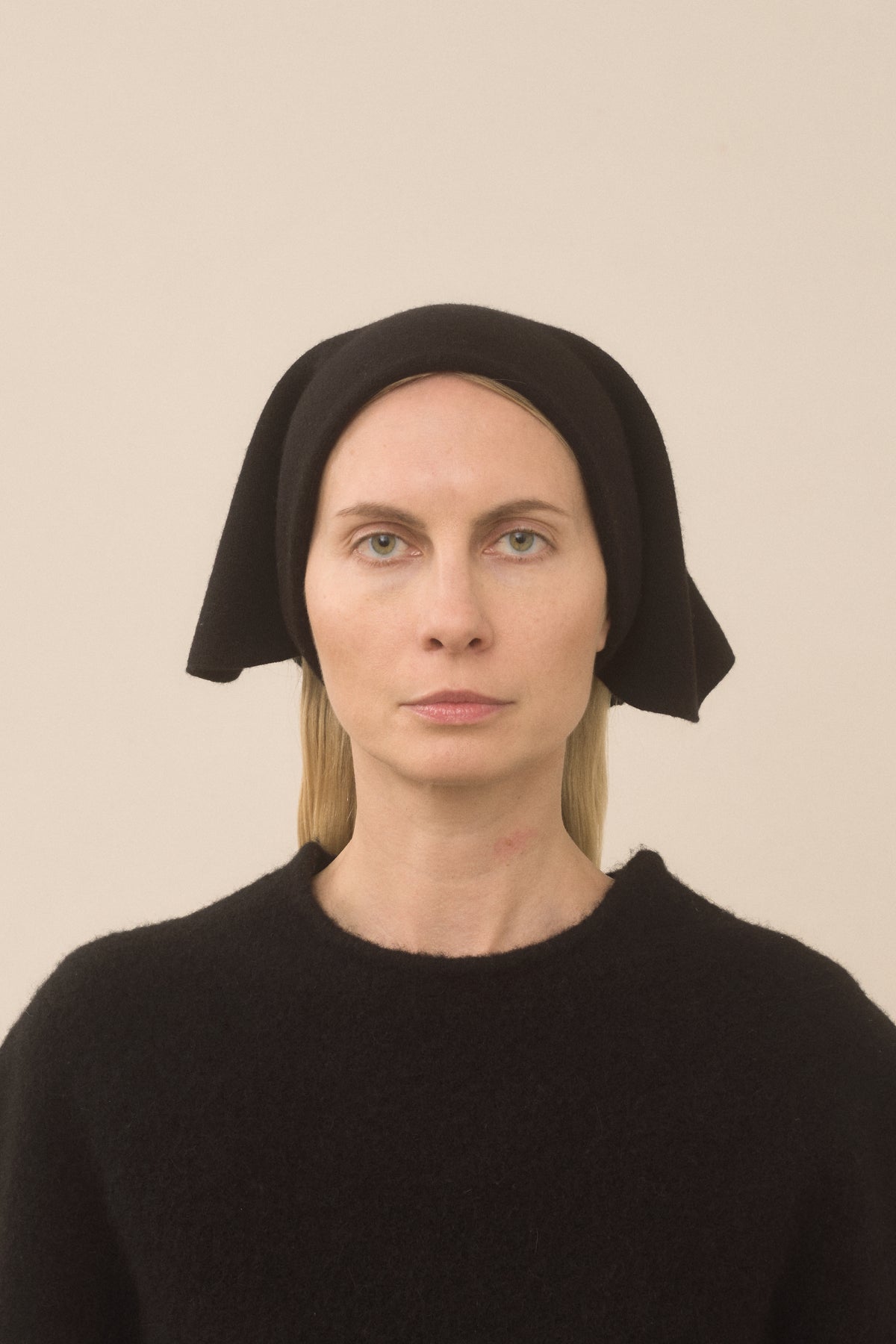 DOUBLE KNIT KERCHIEF