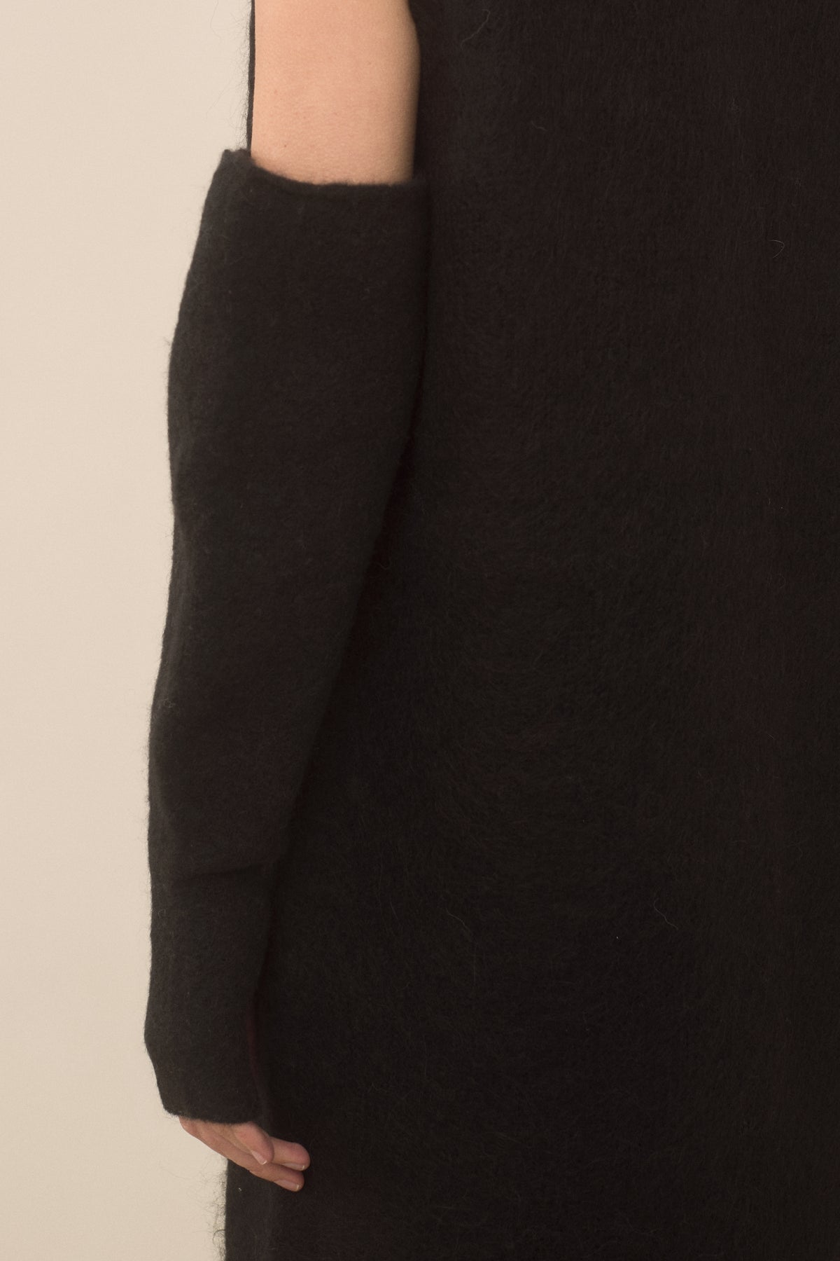 FELT FINGERLESS GLOVES