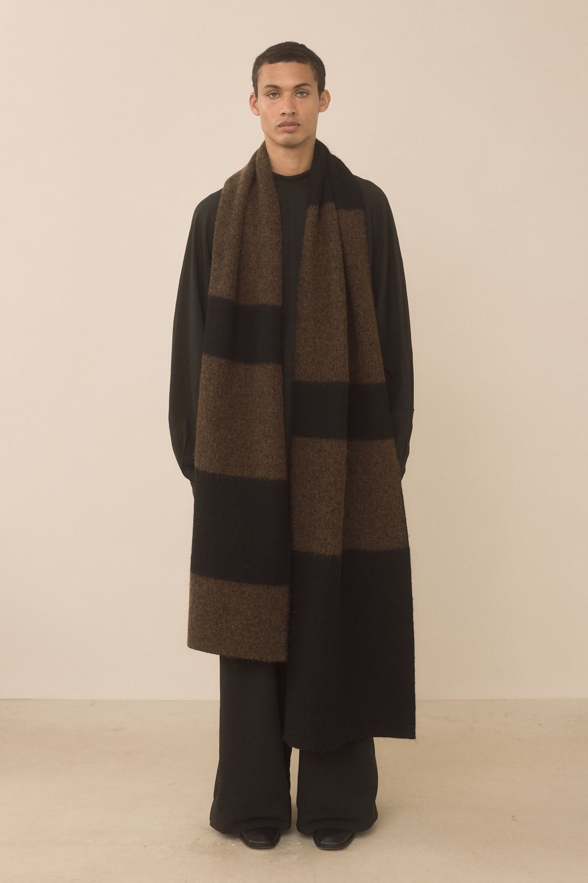 BLOCK SCARF