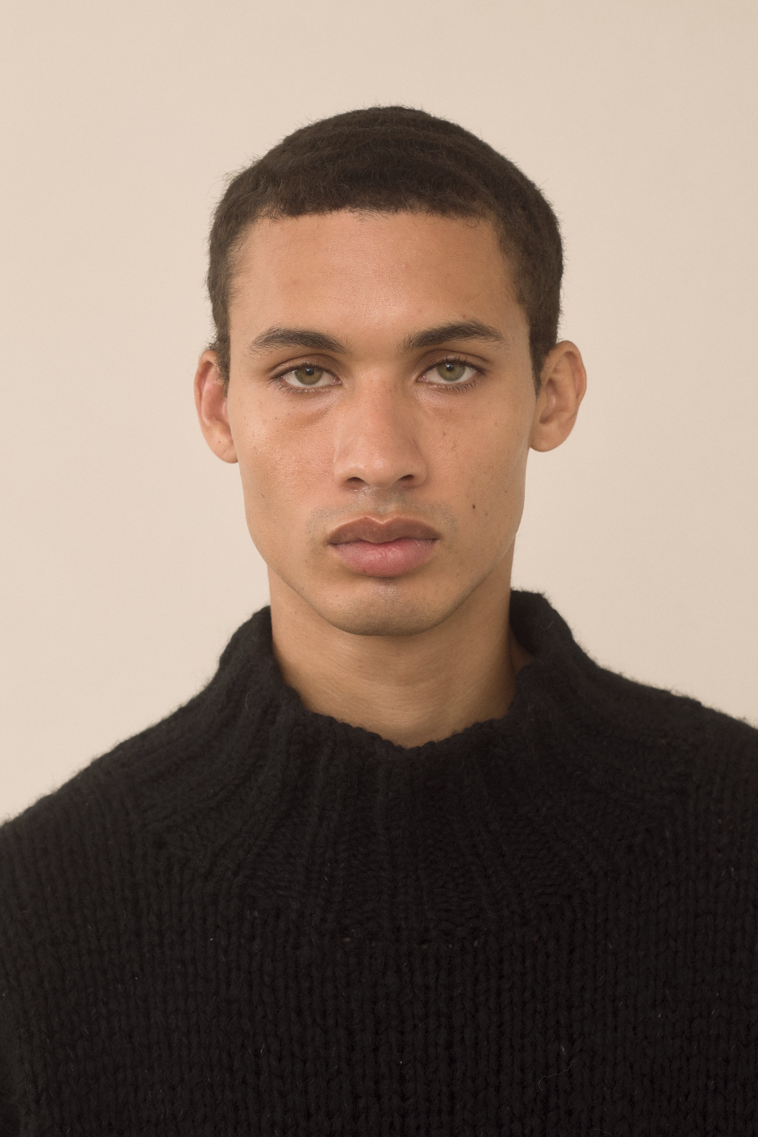 HANDKNIT MOCKNECK