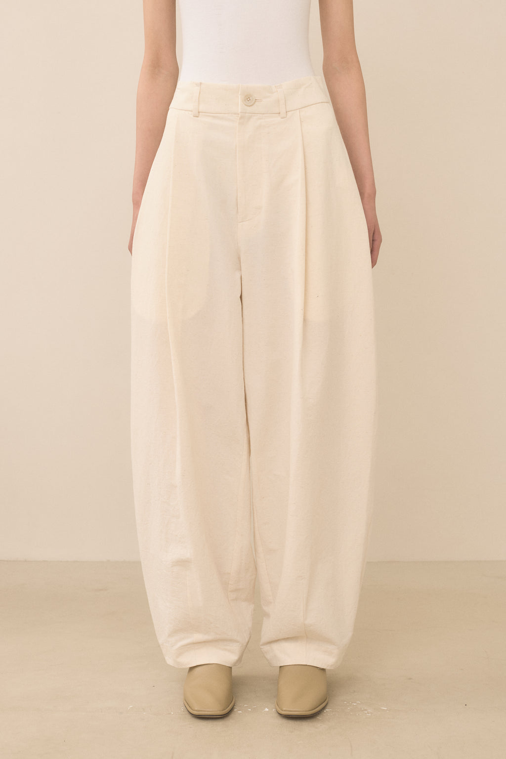 TAPER TROUSER