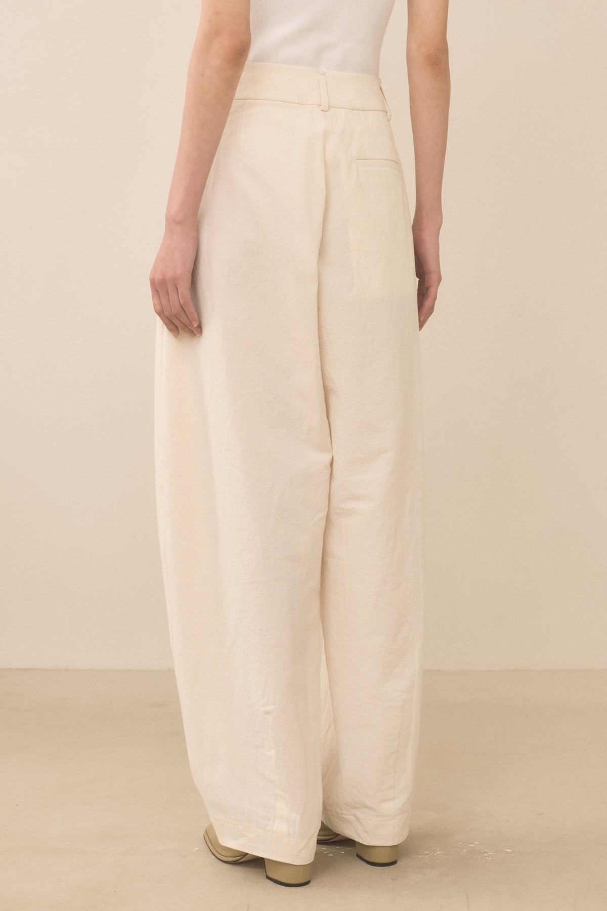 TAPER TROUSER