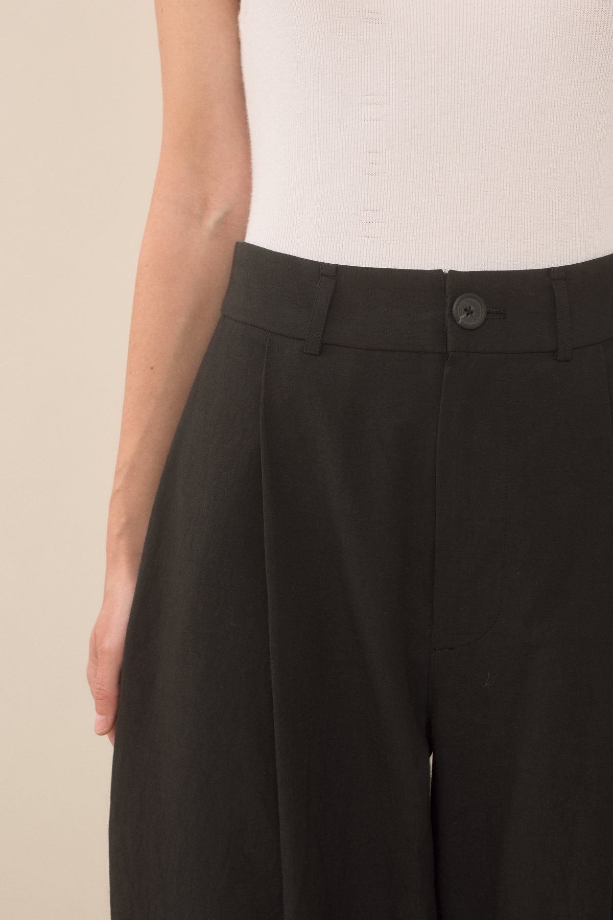 TAPER TROUSER