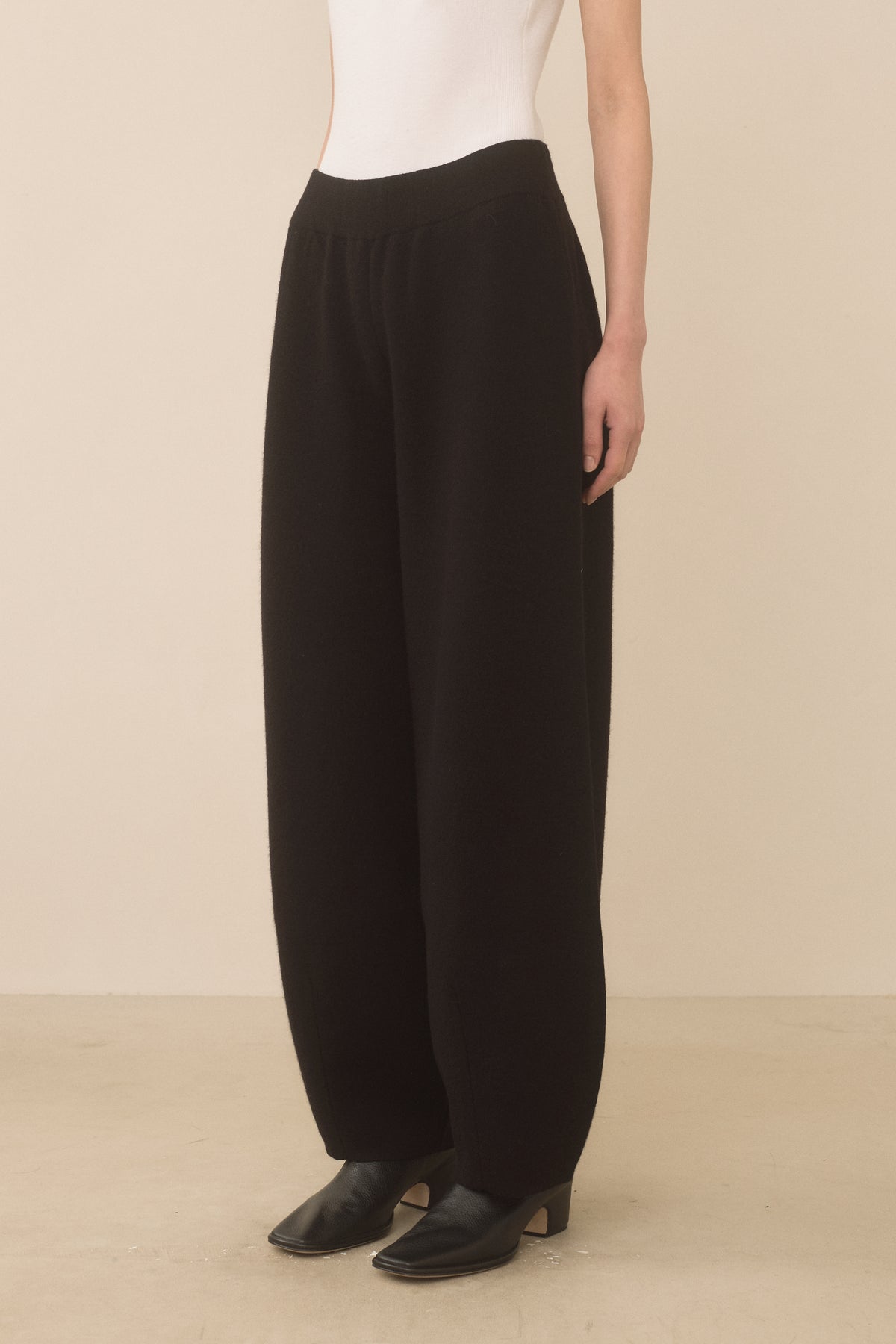 DOUBLE KNIT TAPER PANTS