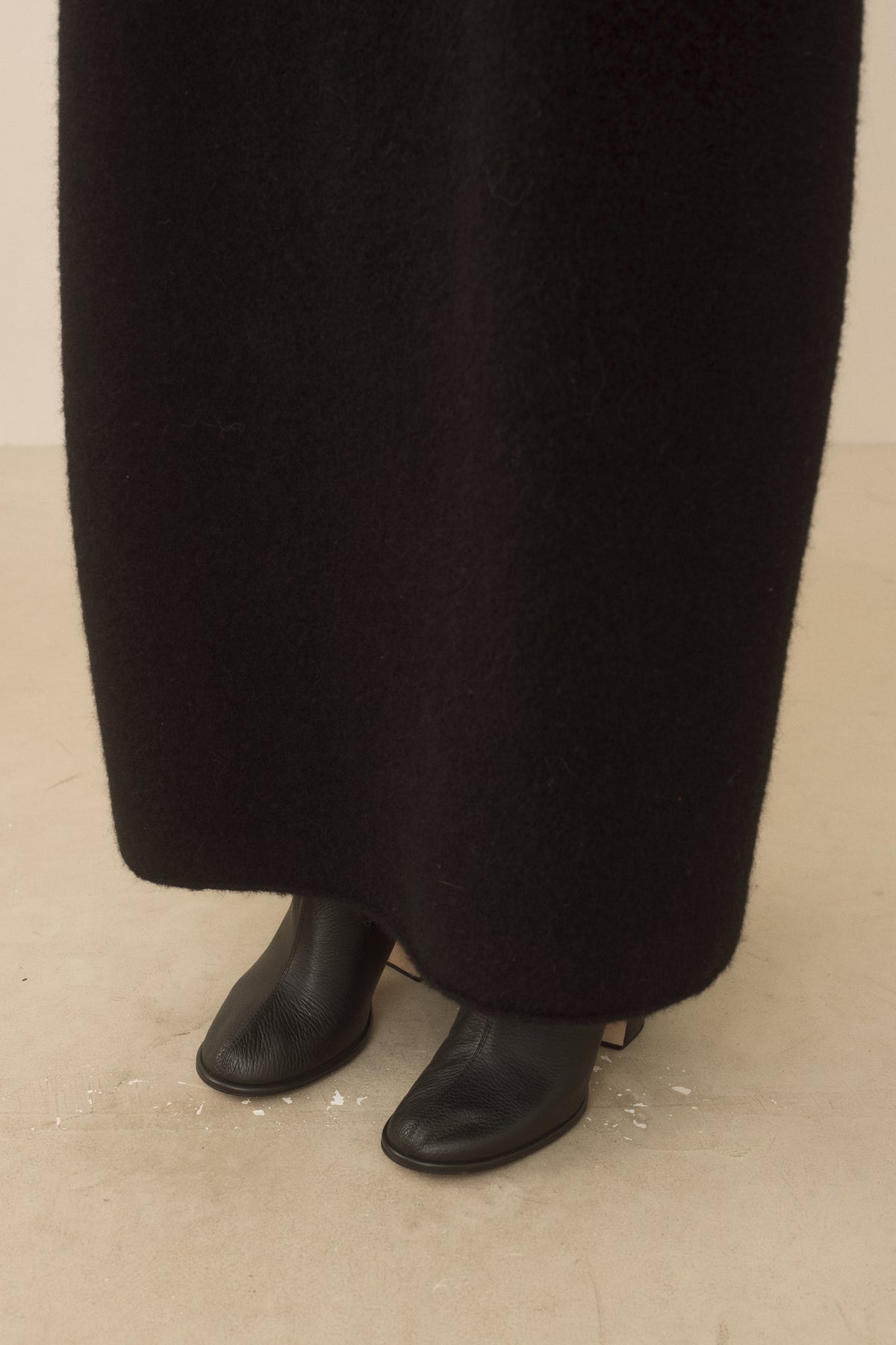 FELT BOTTLE SKIRT