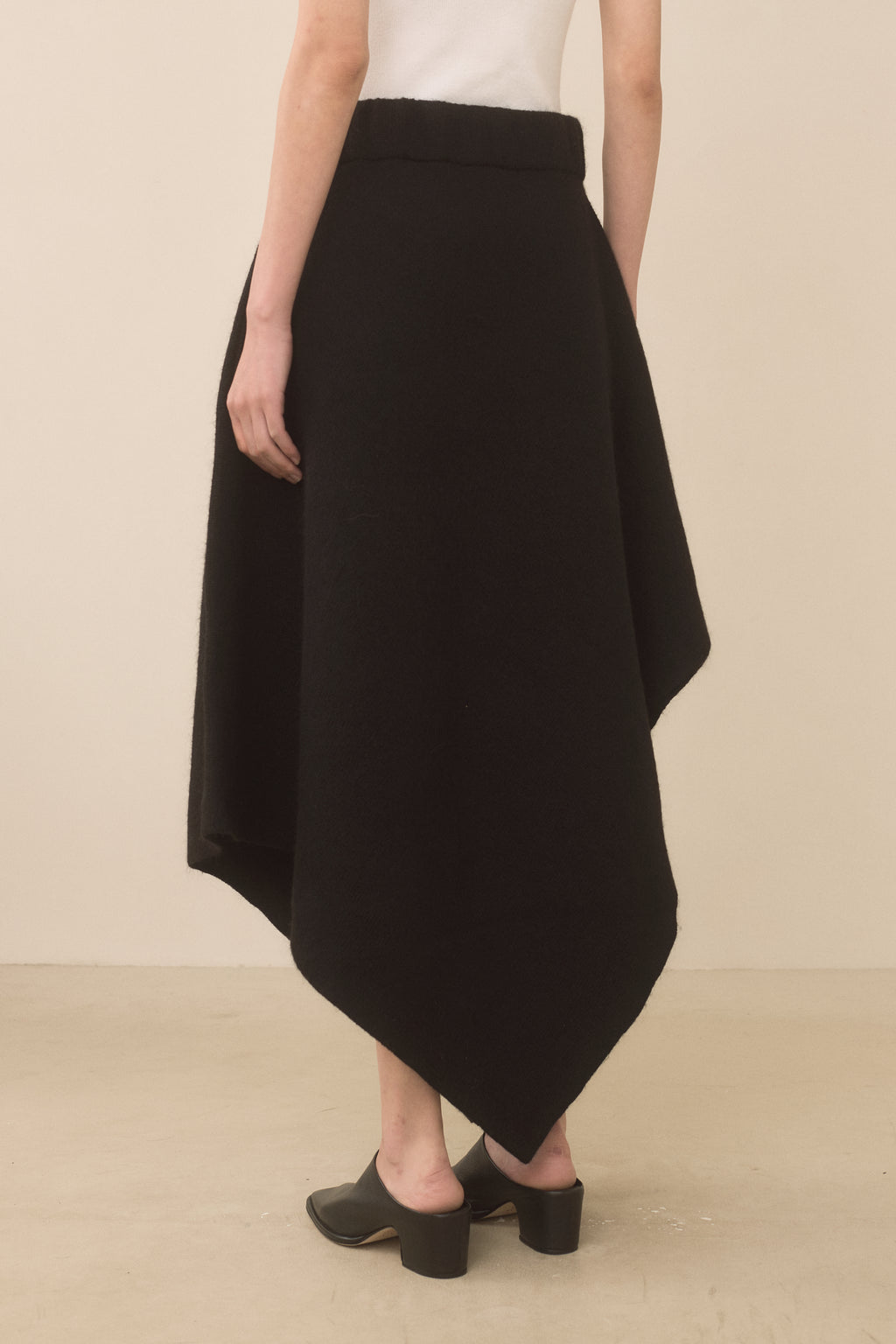MANTA SKIRT