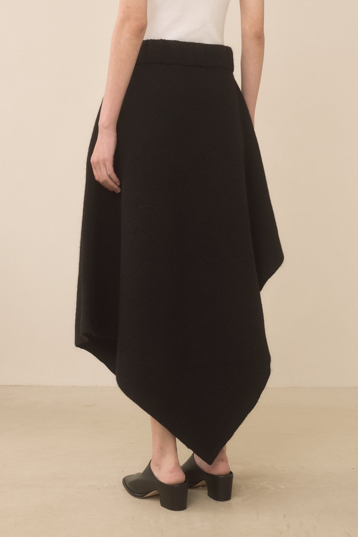 MANTA SKIRT