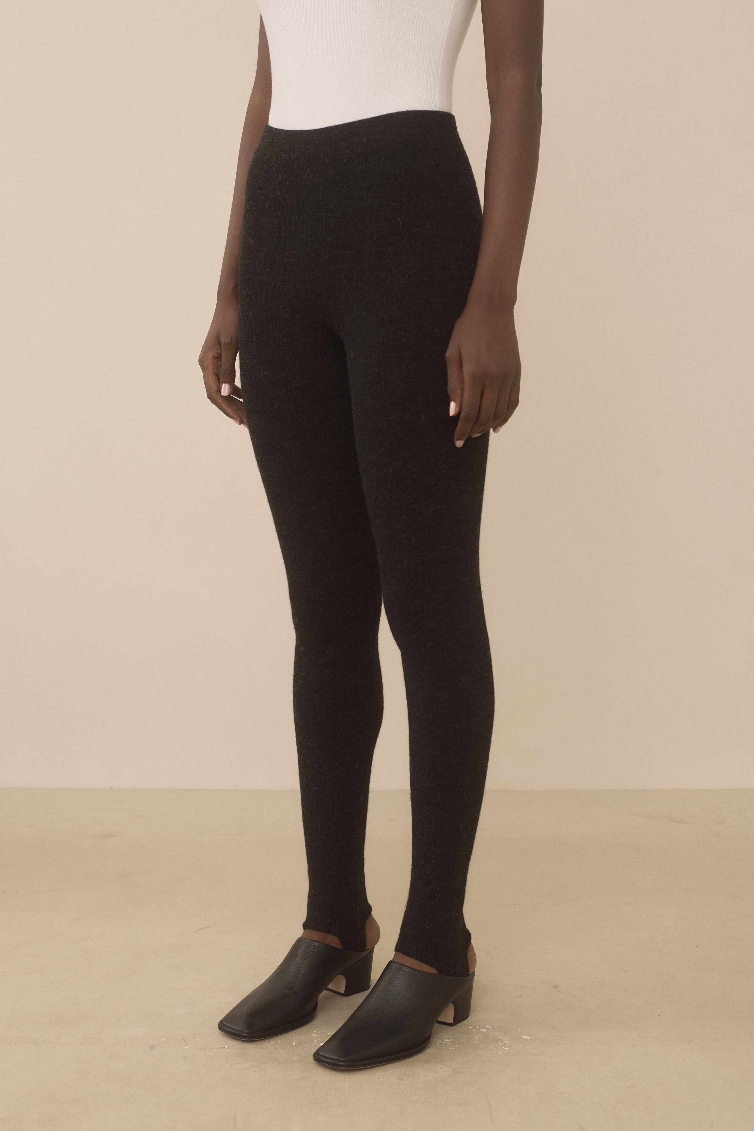 STIRRUP LEGGING