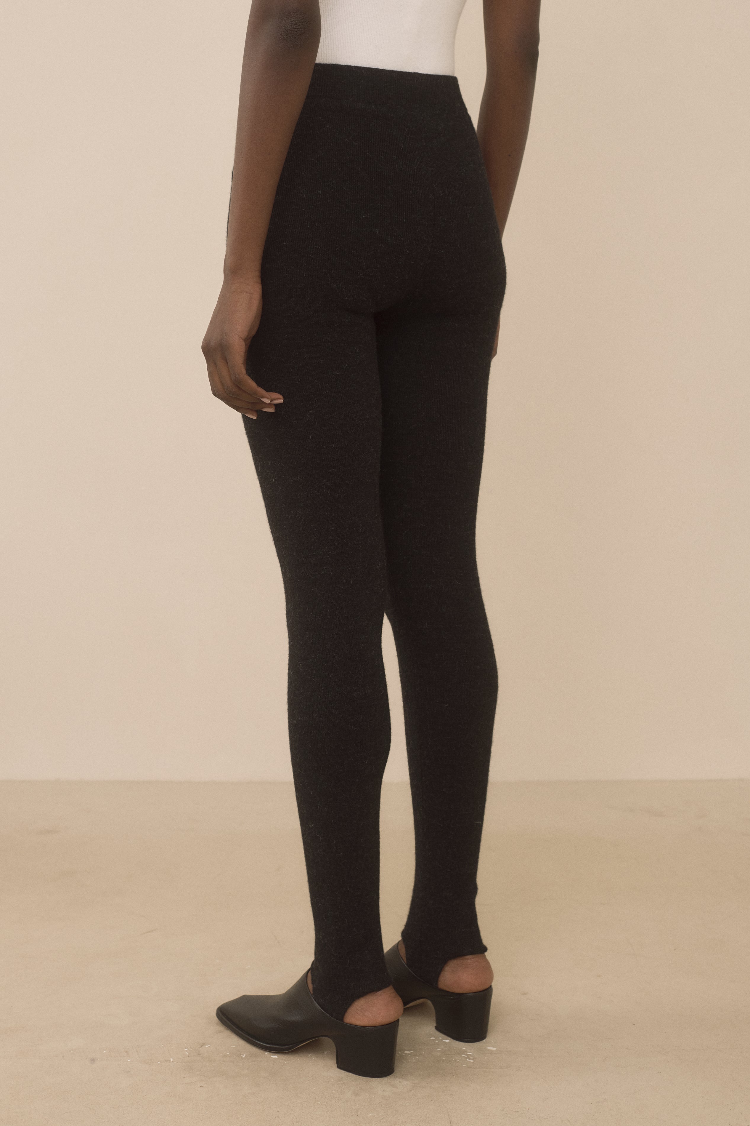 STIRRUP LEGGING