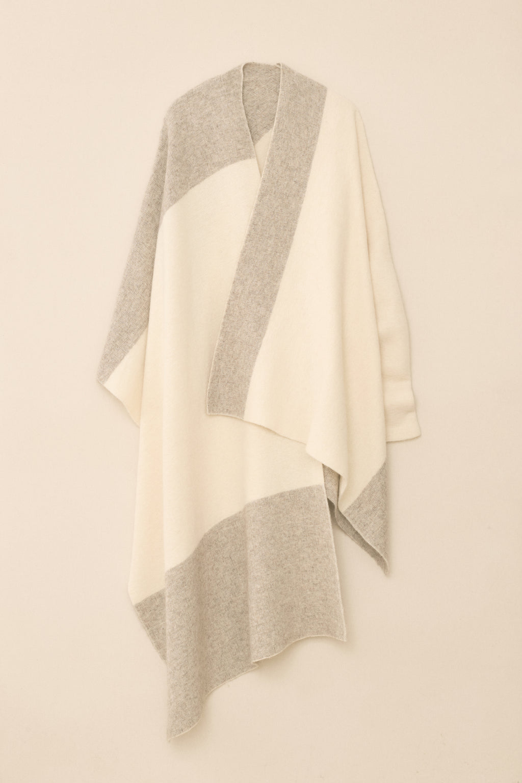 BLOCK WRAP MANTLE