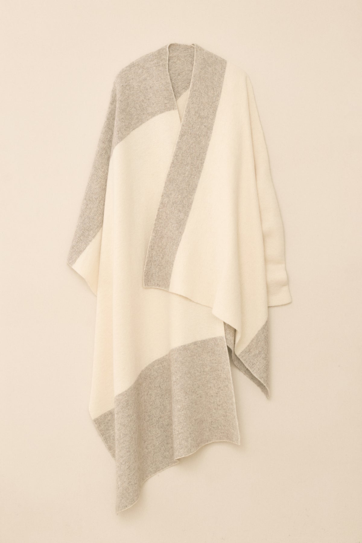 BLOCK WRAP MANTLE