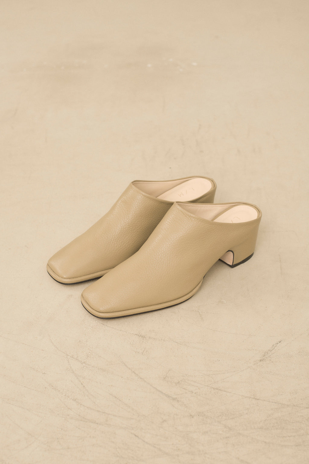 SQUARE ARCH MULE