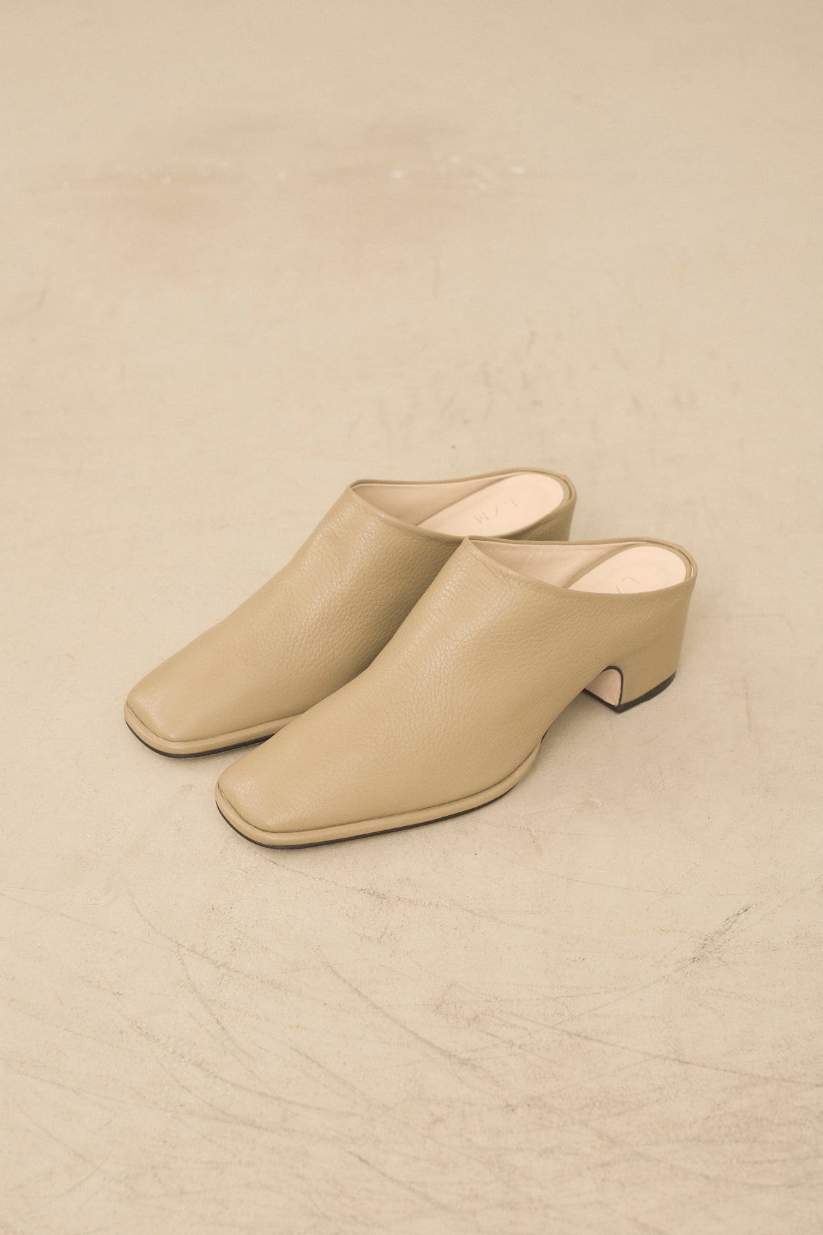 SQUARE ARCH MULE