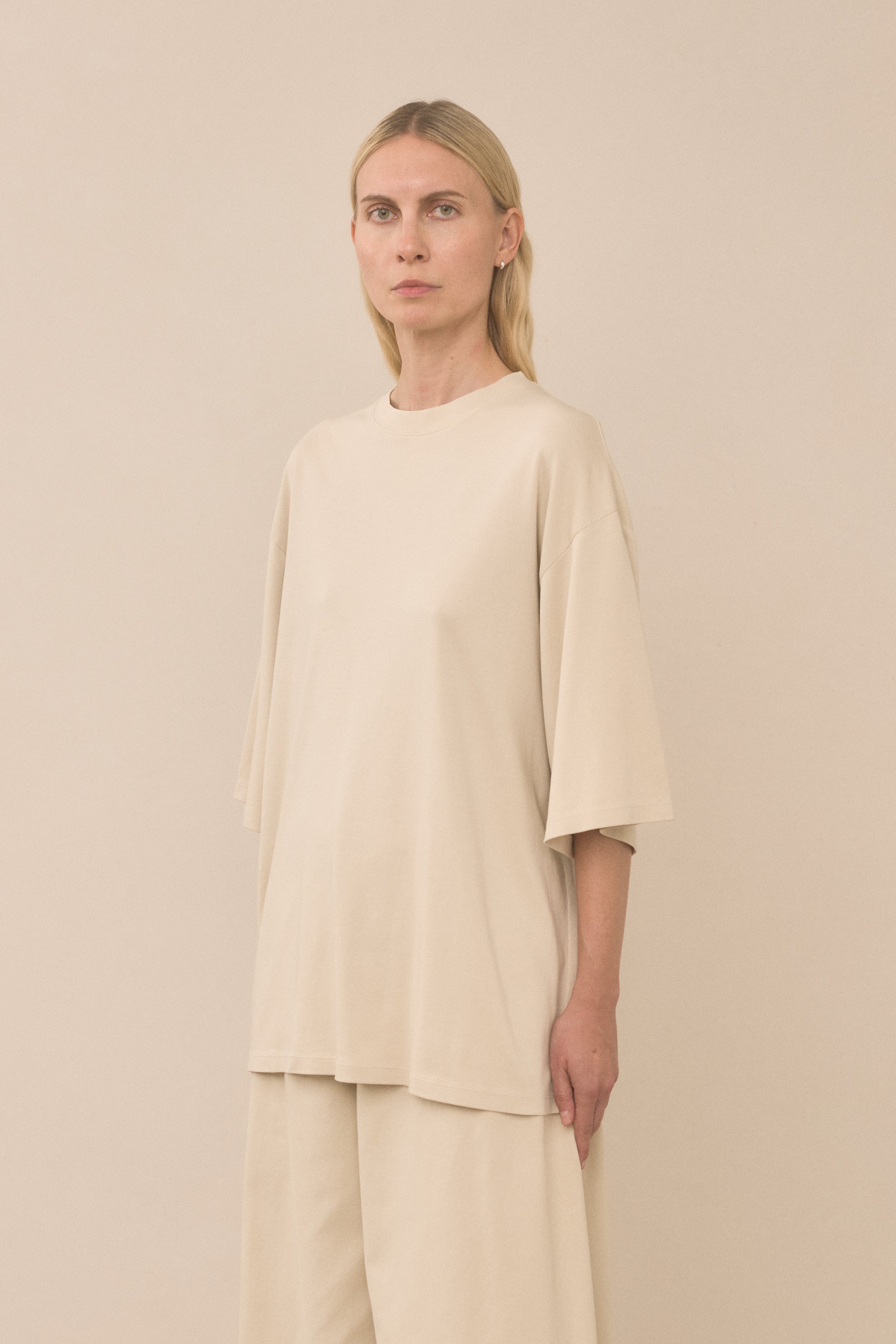 INTERLOCK TEE