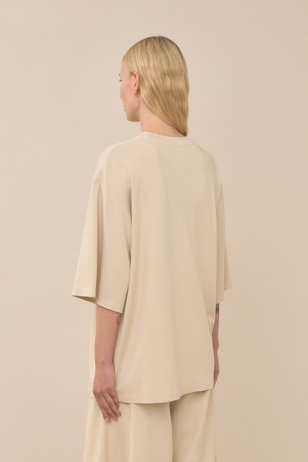 INTERLOCK TEE