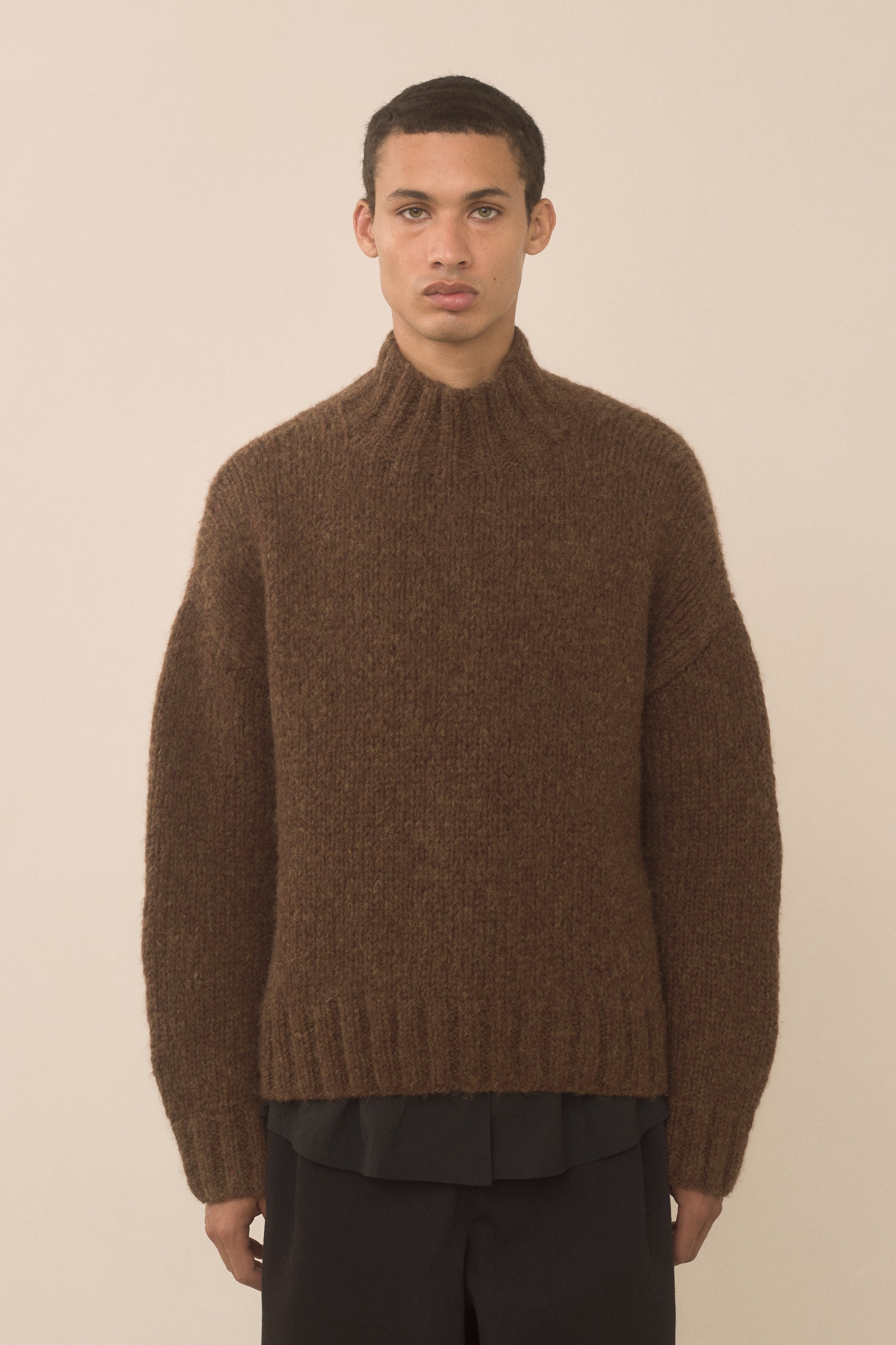 HANDKNIT MOCKNECK