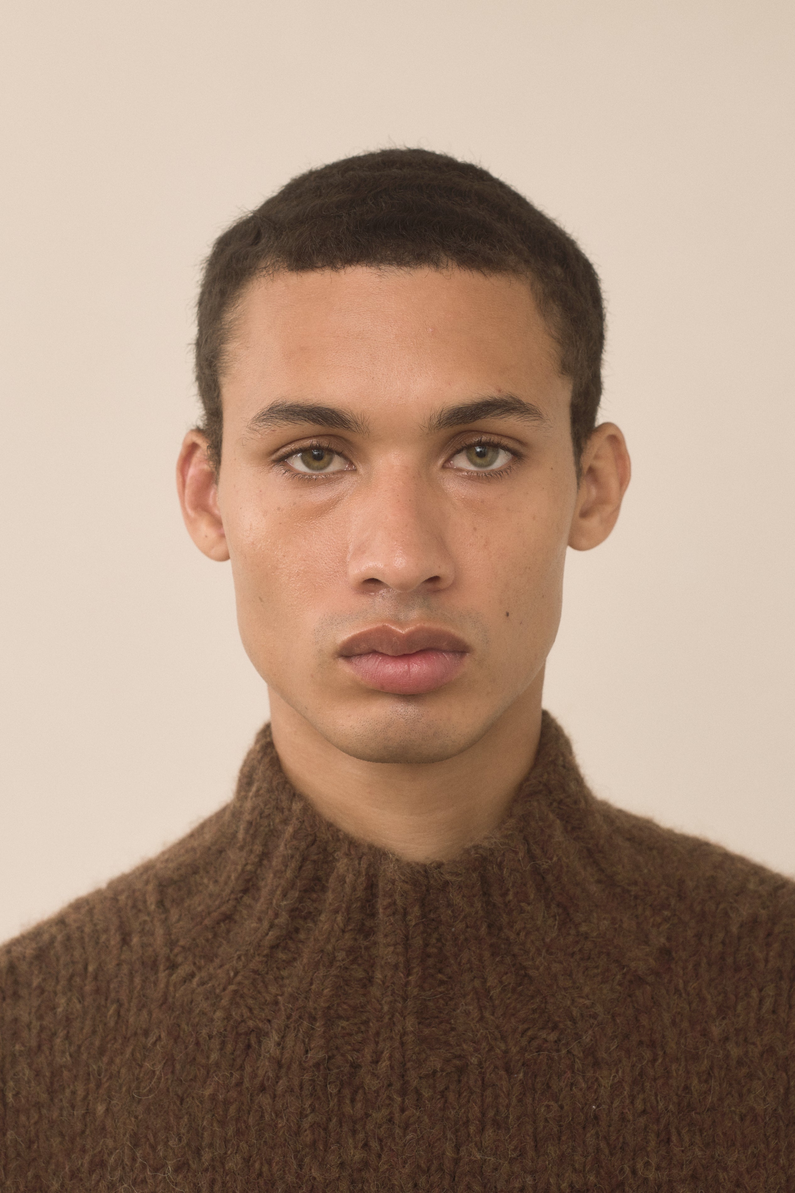 HANDKNIT MOCKNECK