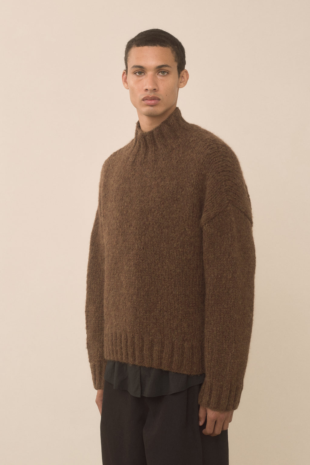 HANDKNIT MOCKNECK