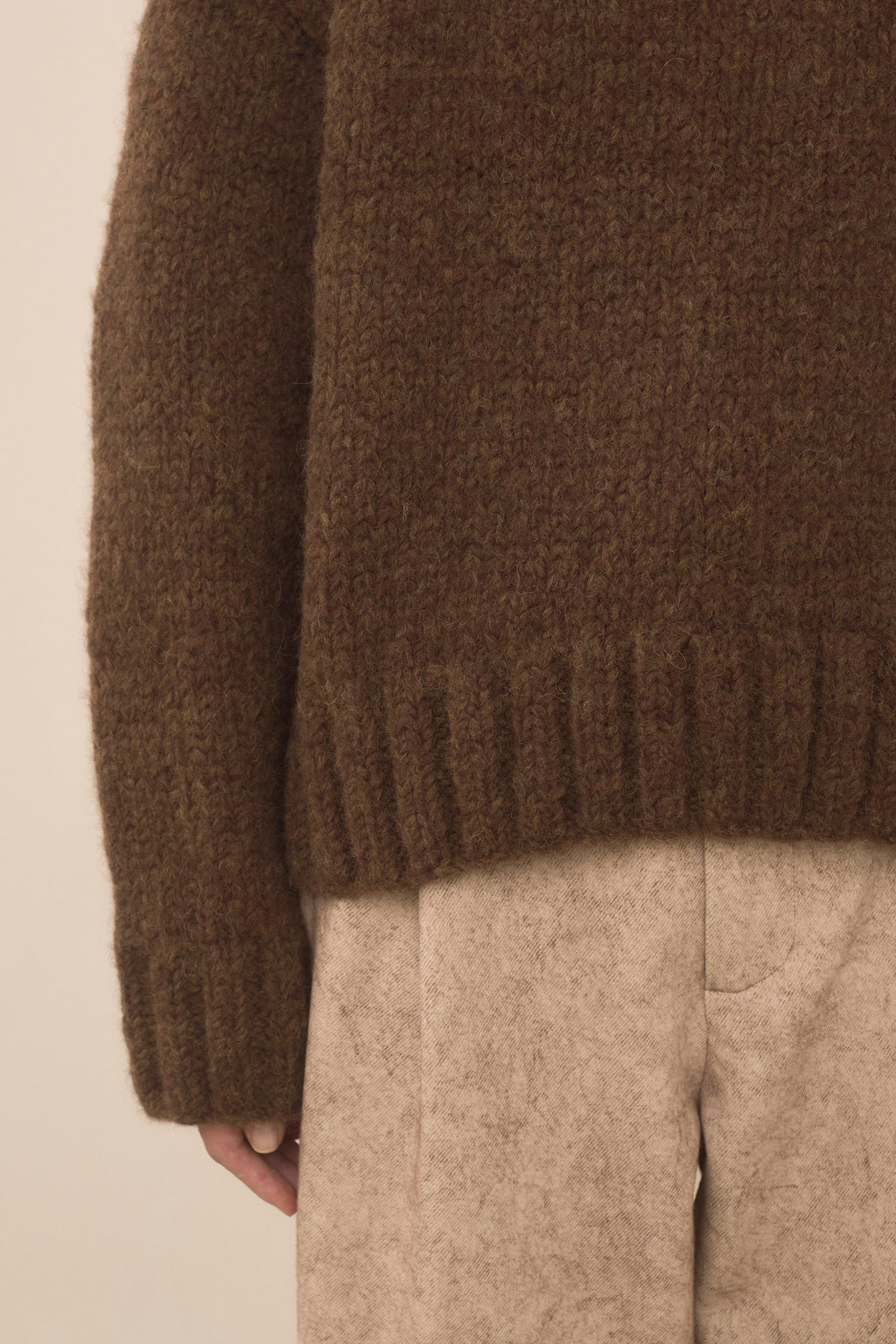 HANDKNIT MOCKNECK