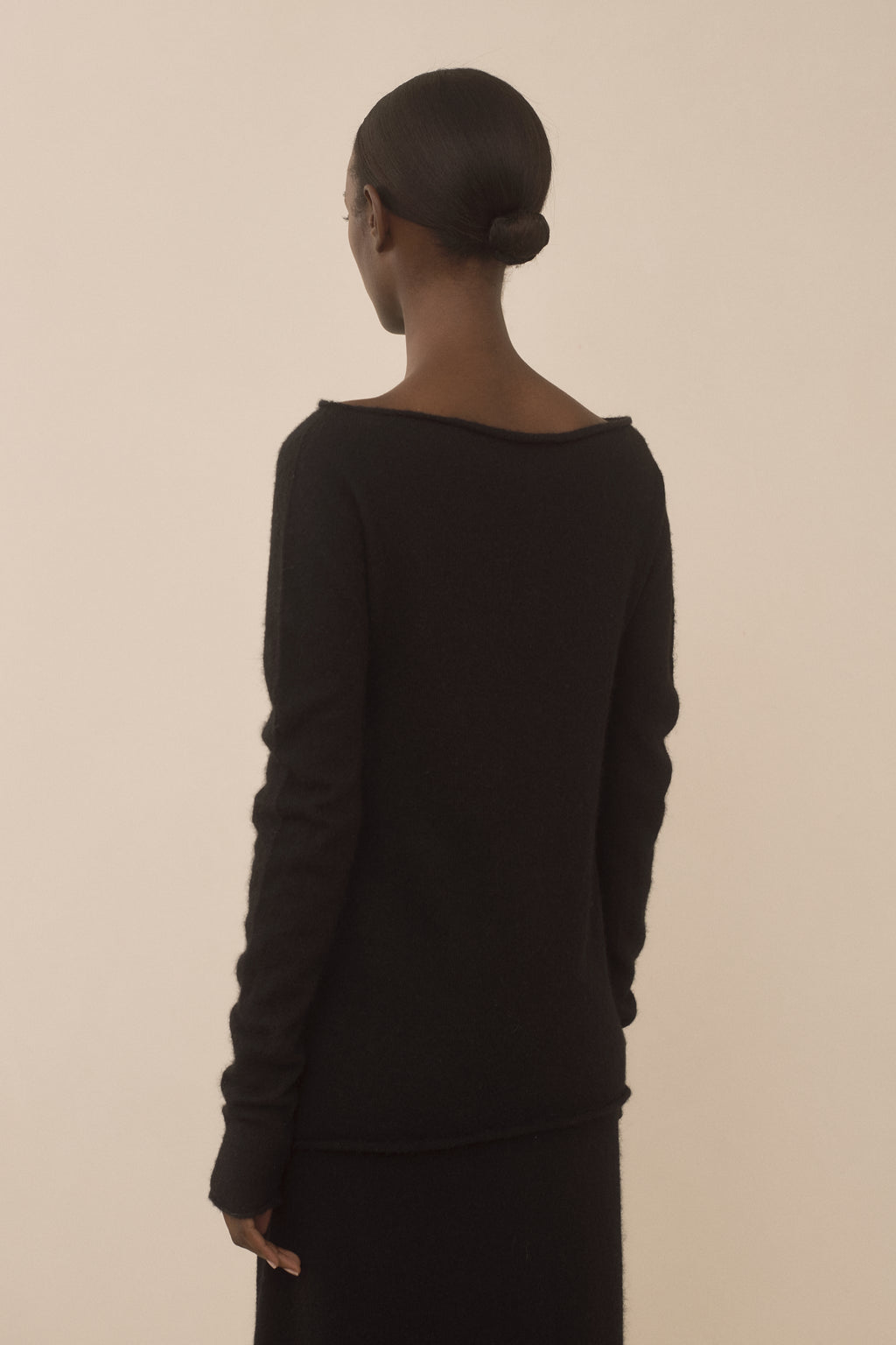 OFF SHOULDER TOP