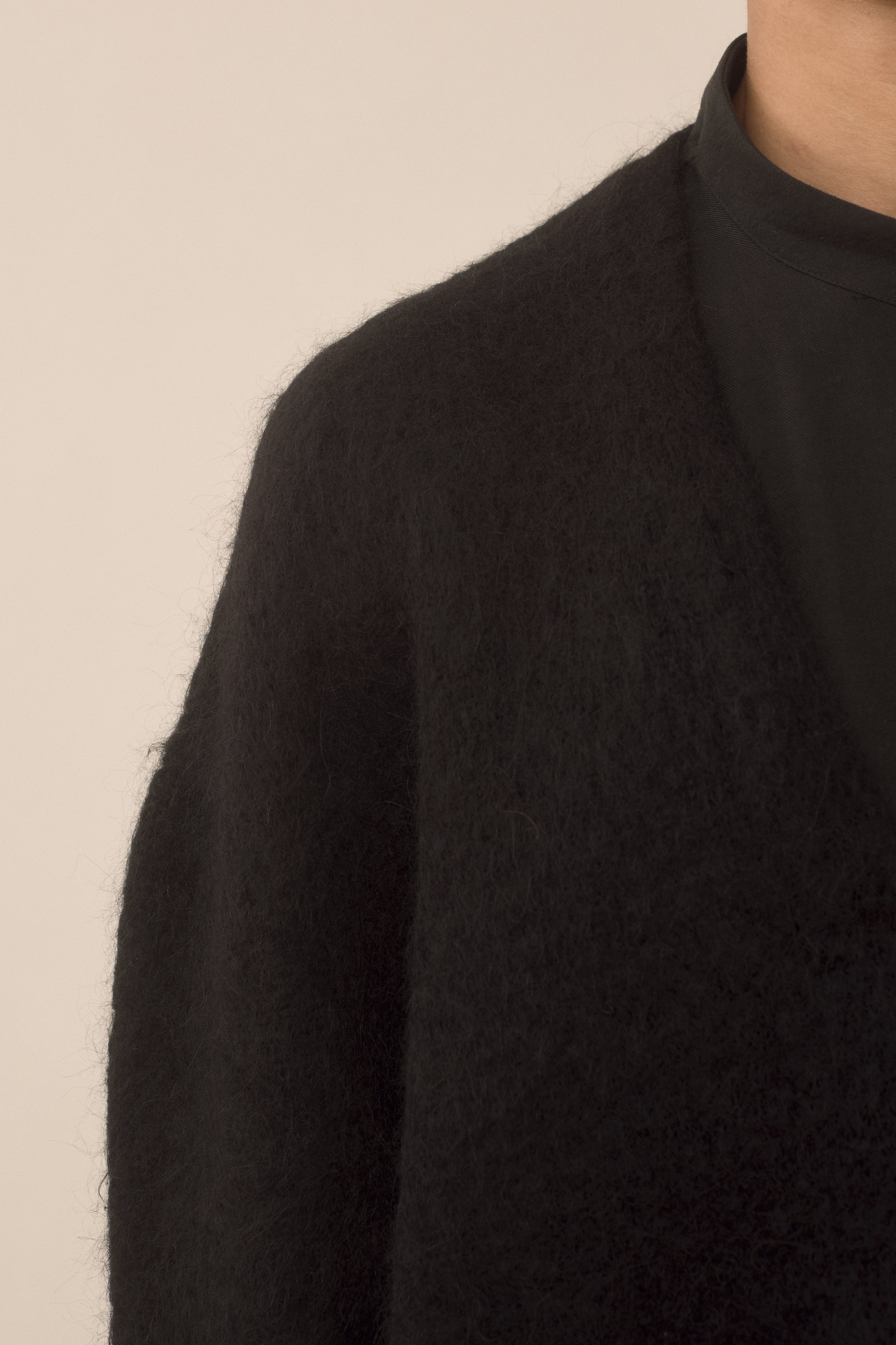 BRUSHED V NECK