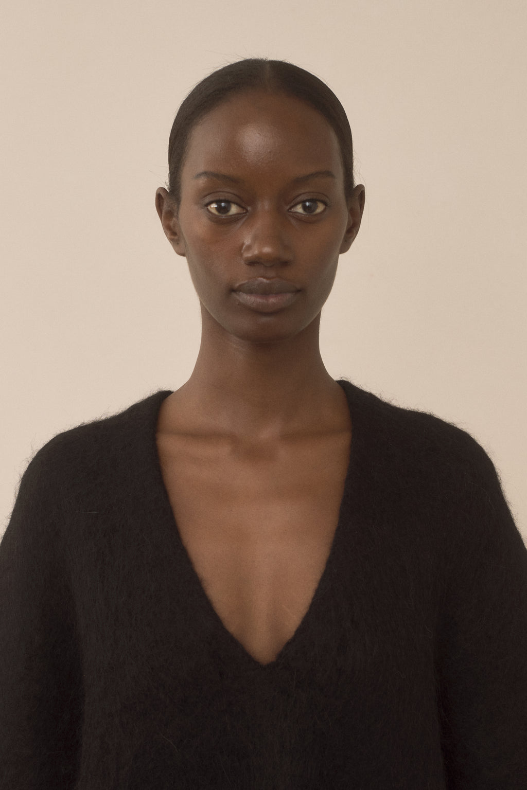 BRUSHED V NECK