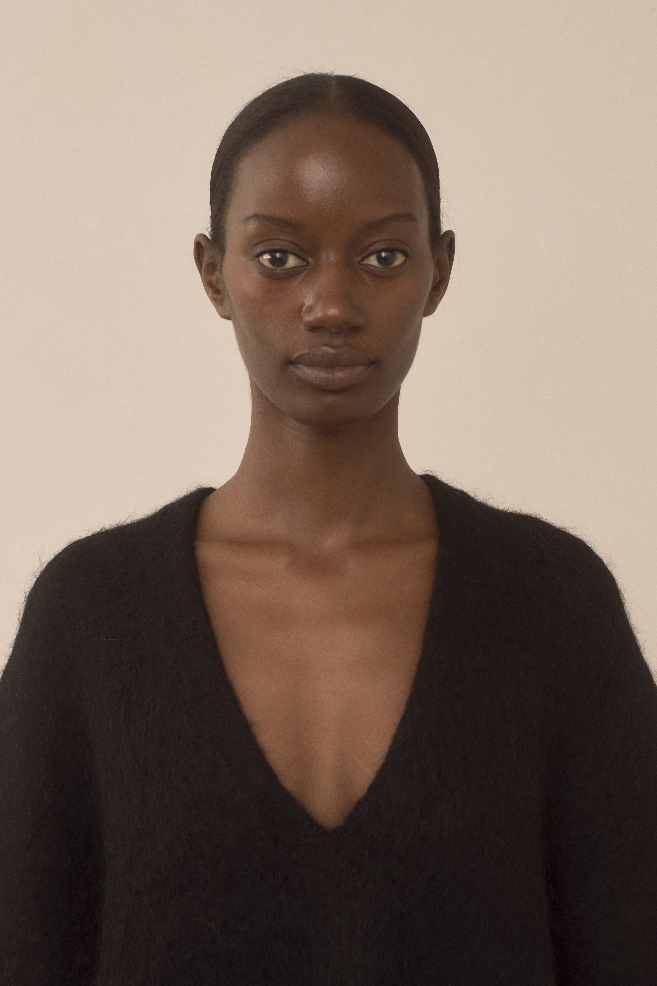 BRUSHED V NECK