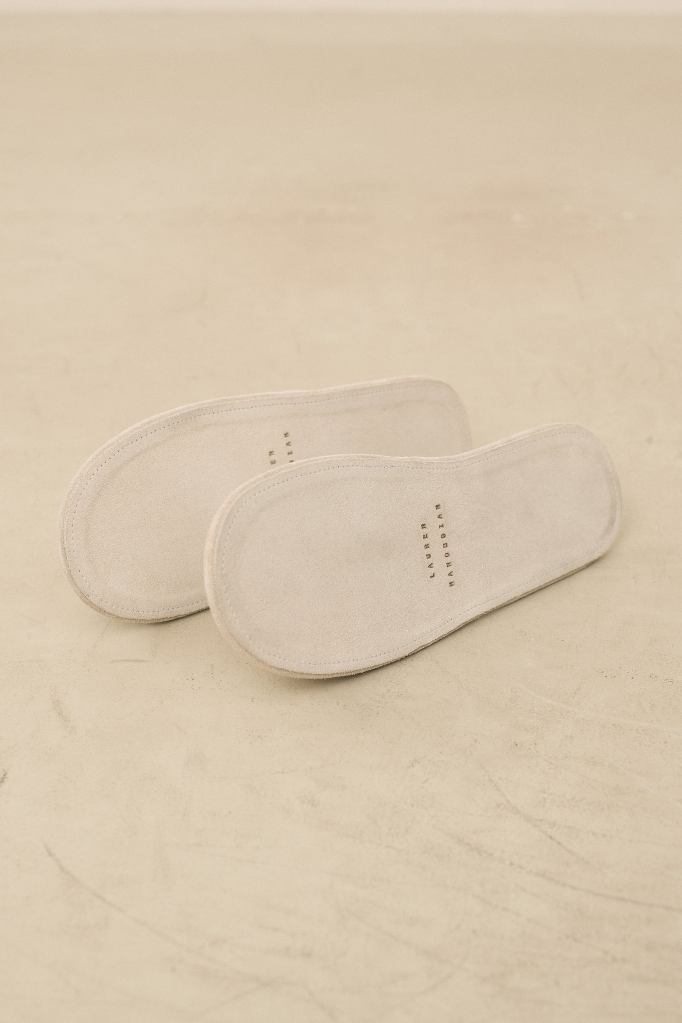 SURI BRUSHED SLIPPER