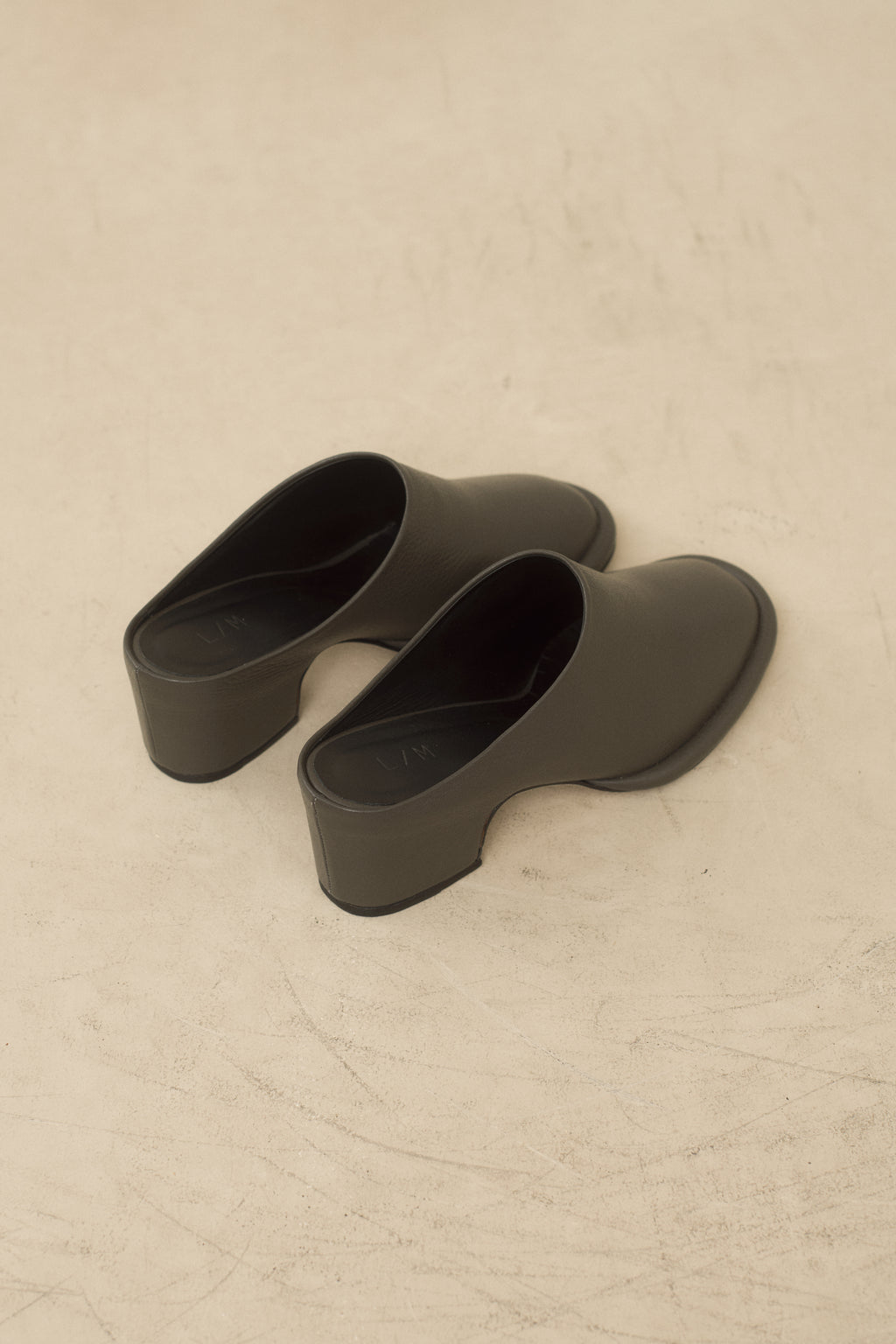 SOFT ARCH MULE