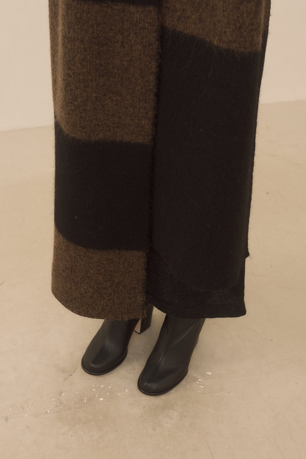 BLOCK SCARF