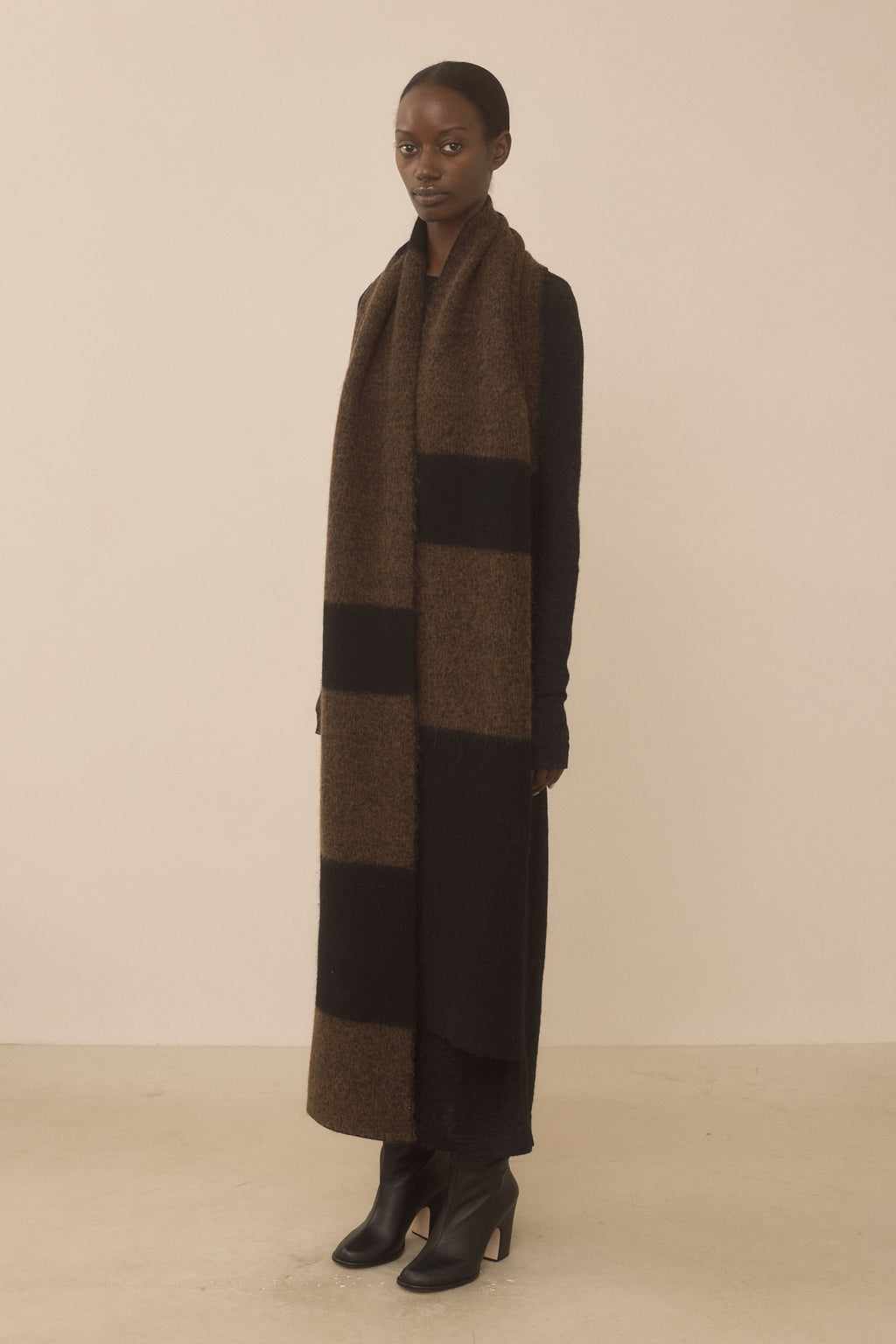BLOCK SCARF