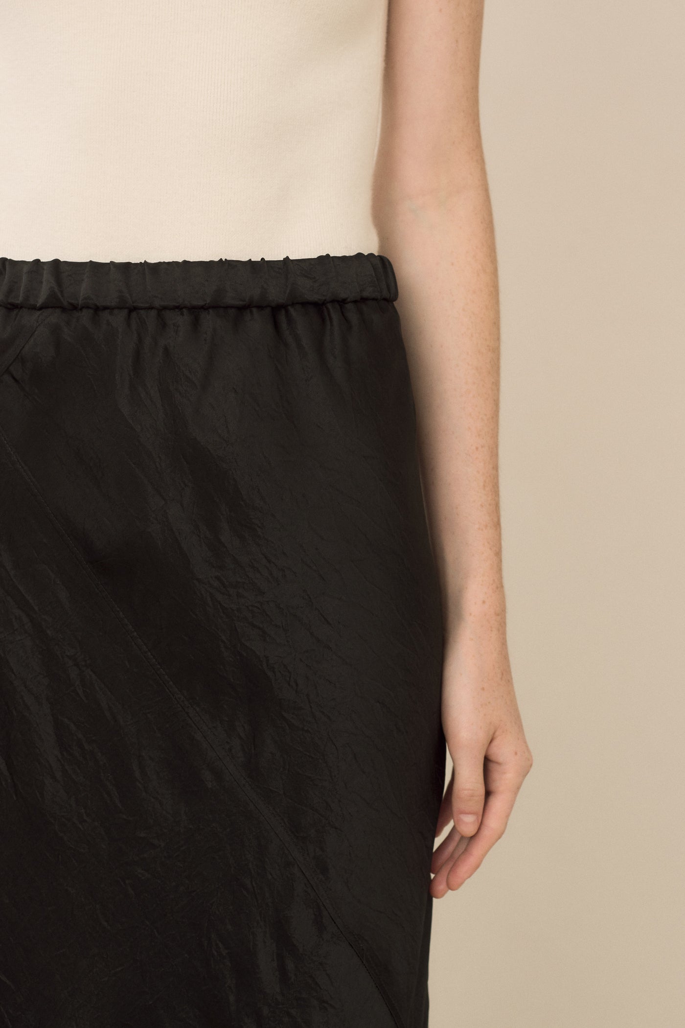 LUSTER BIAS SKIRT