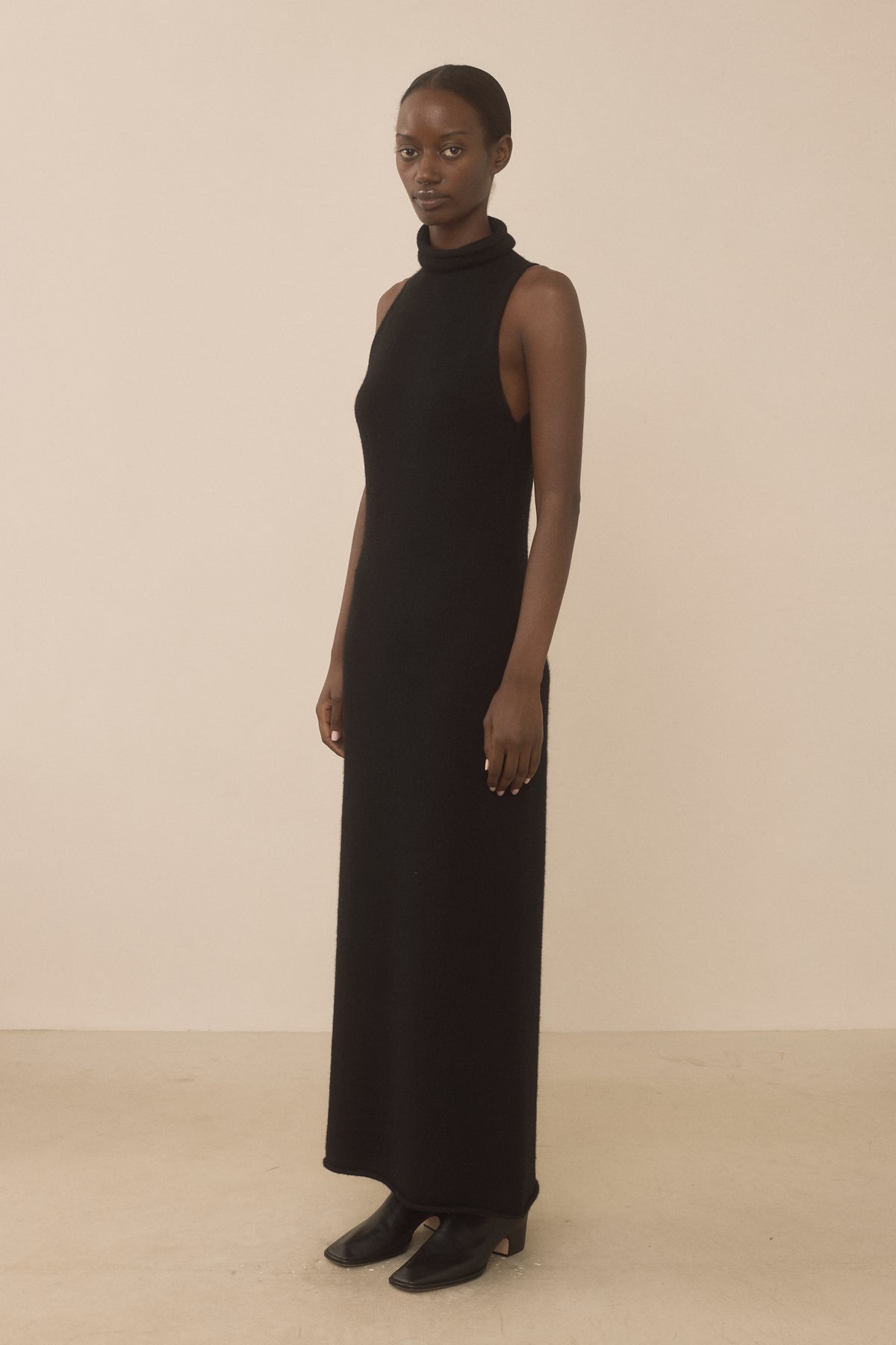 SOFT FUNNEL DRESS