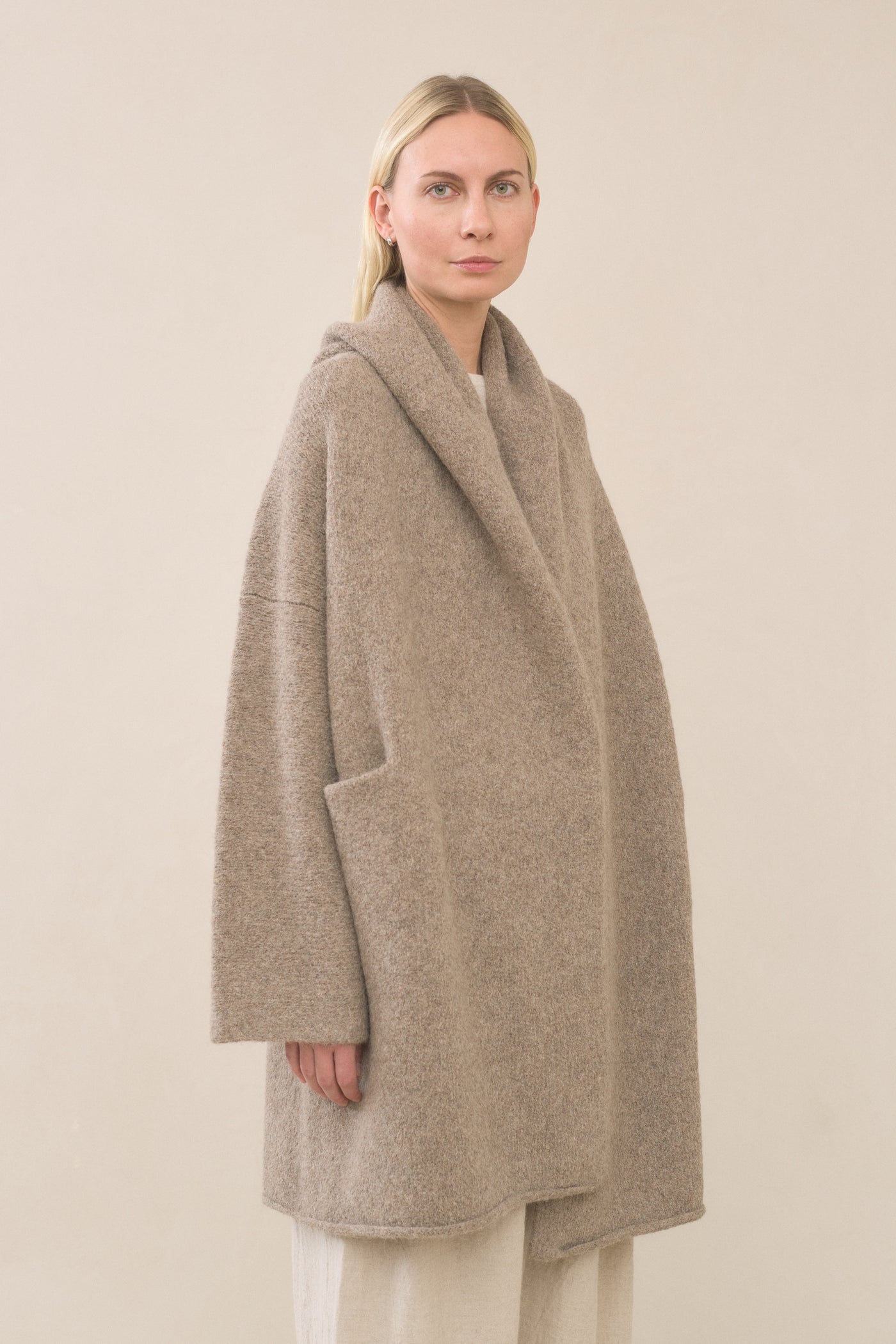 CAPOTE COAT
