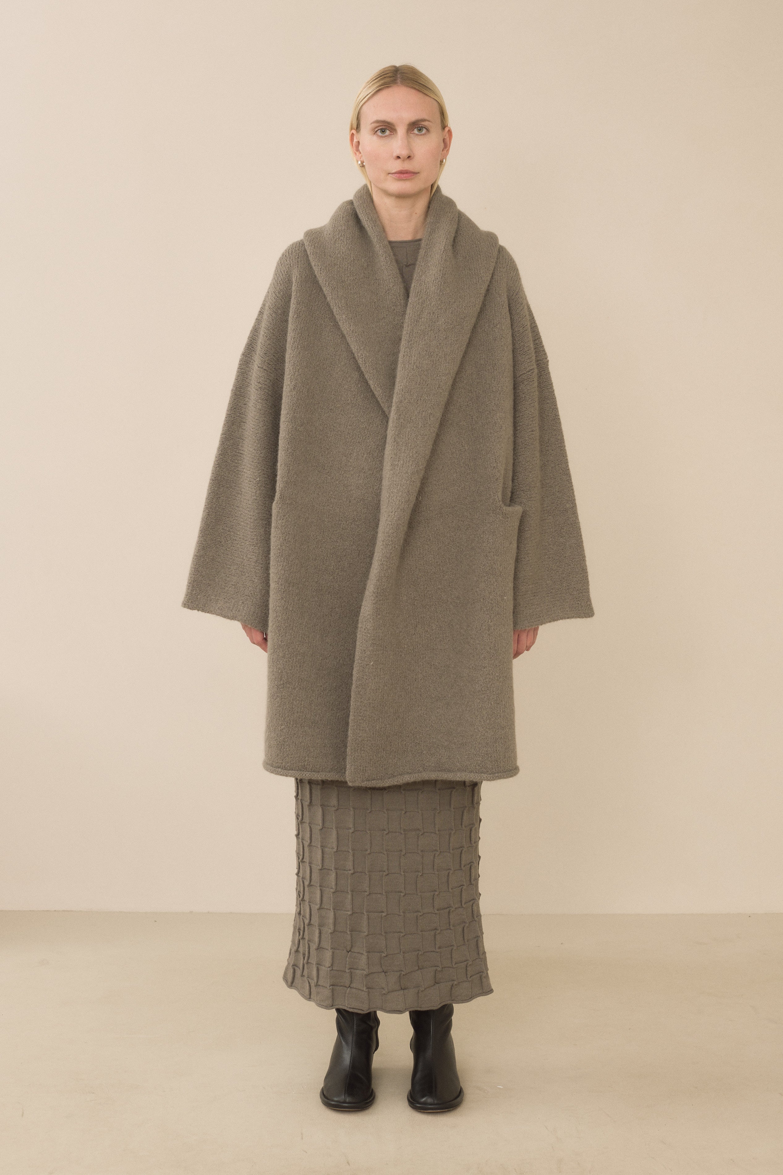 CAPOTE COAT
