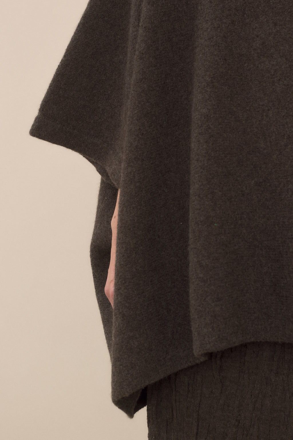 HORIZONTAL PONCHO
