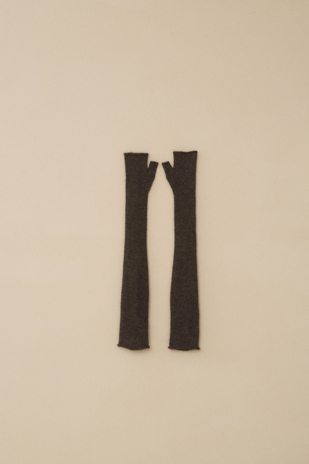 FINGERLESS GLOVE