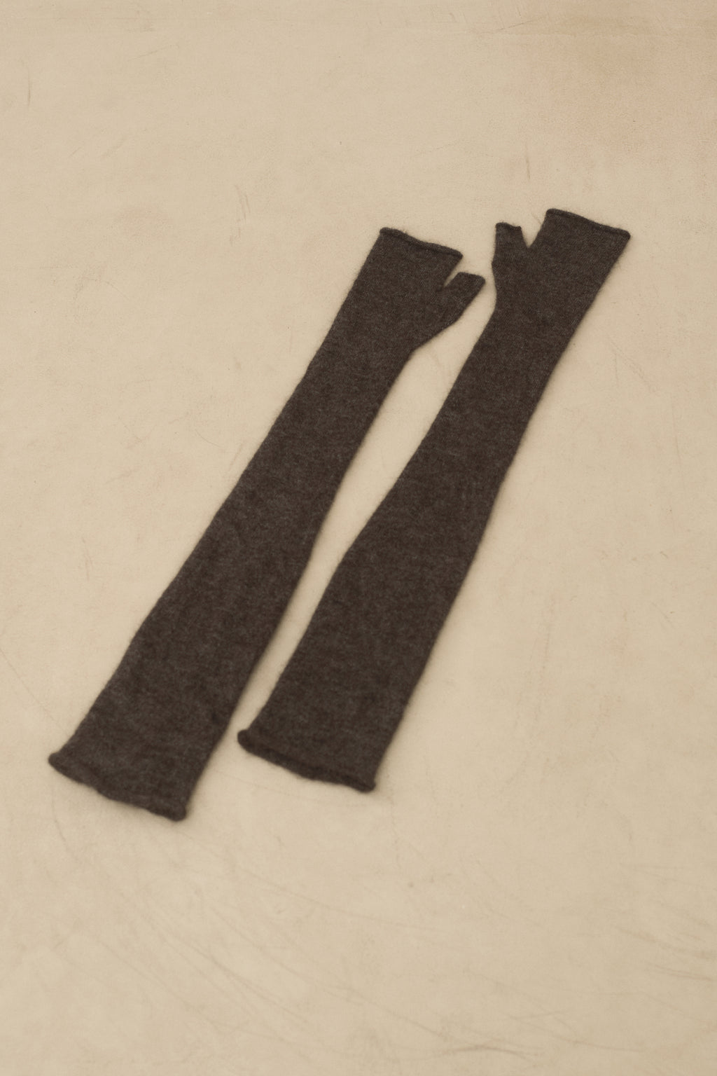 FINGERLESS GLOVE