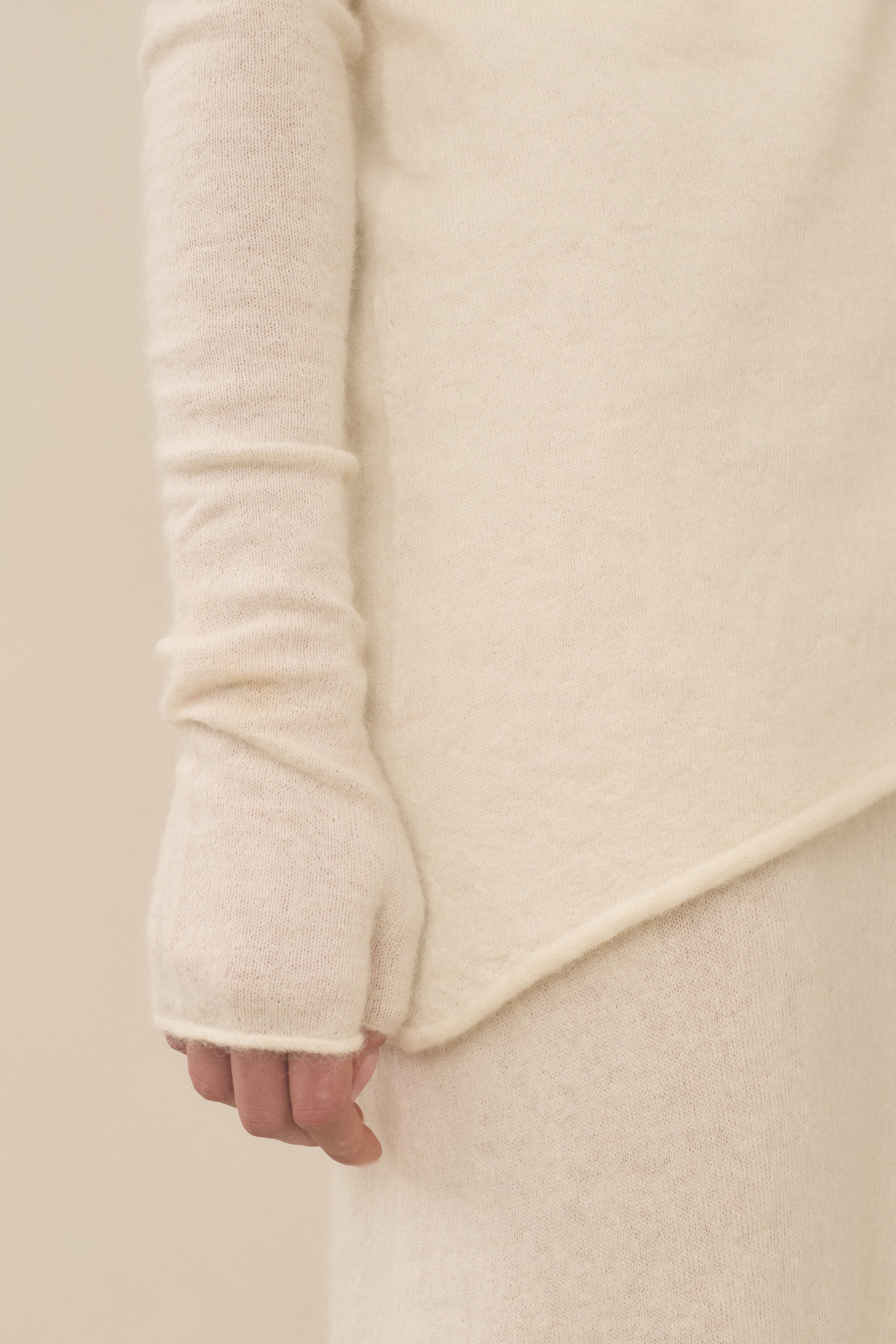 FINGERLESS GLOVE
