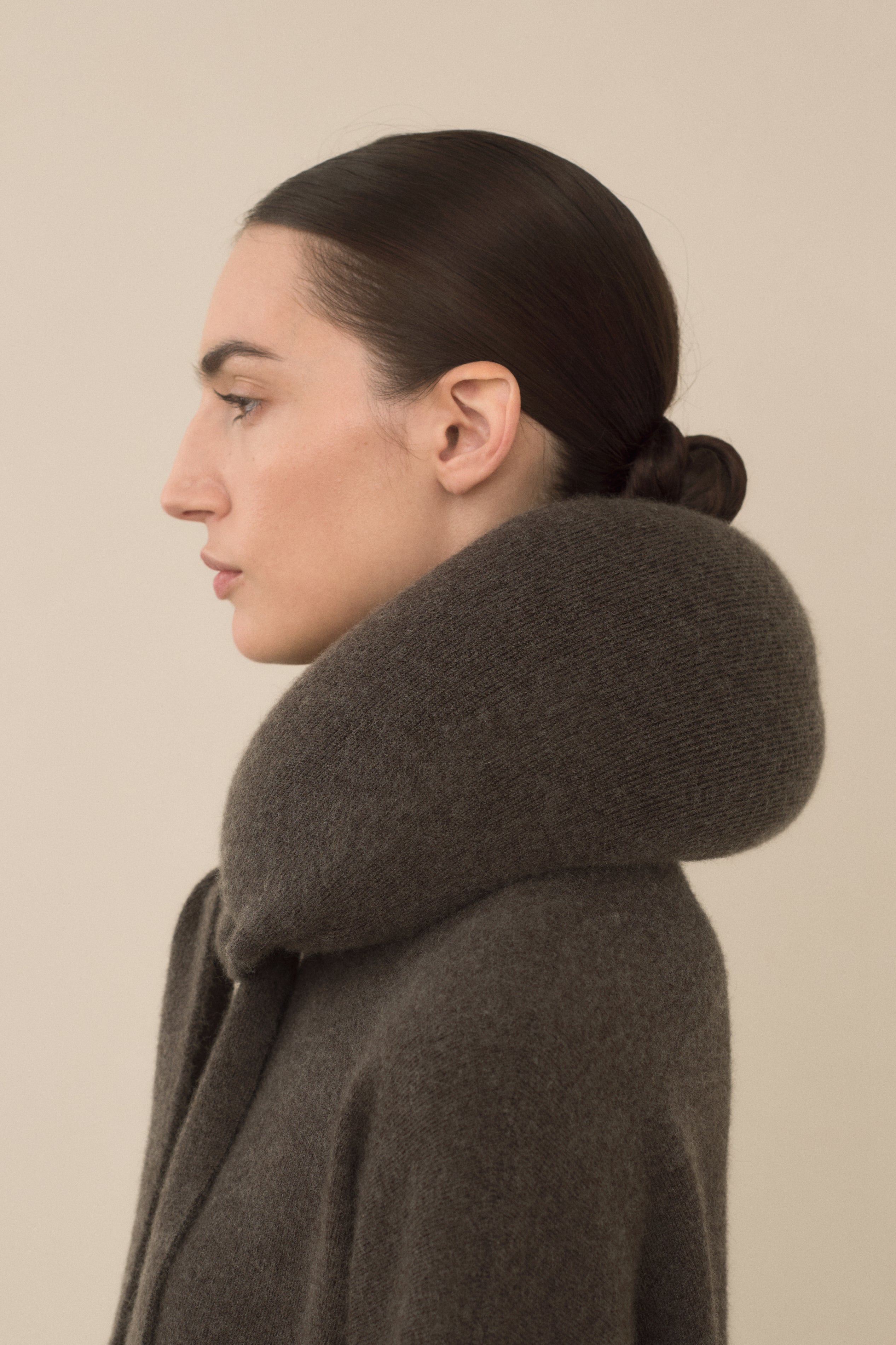 SOFT NECK PILLOW