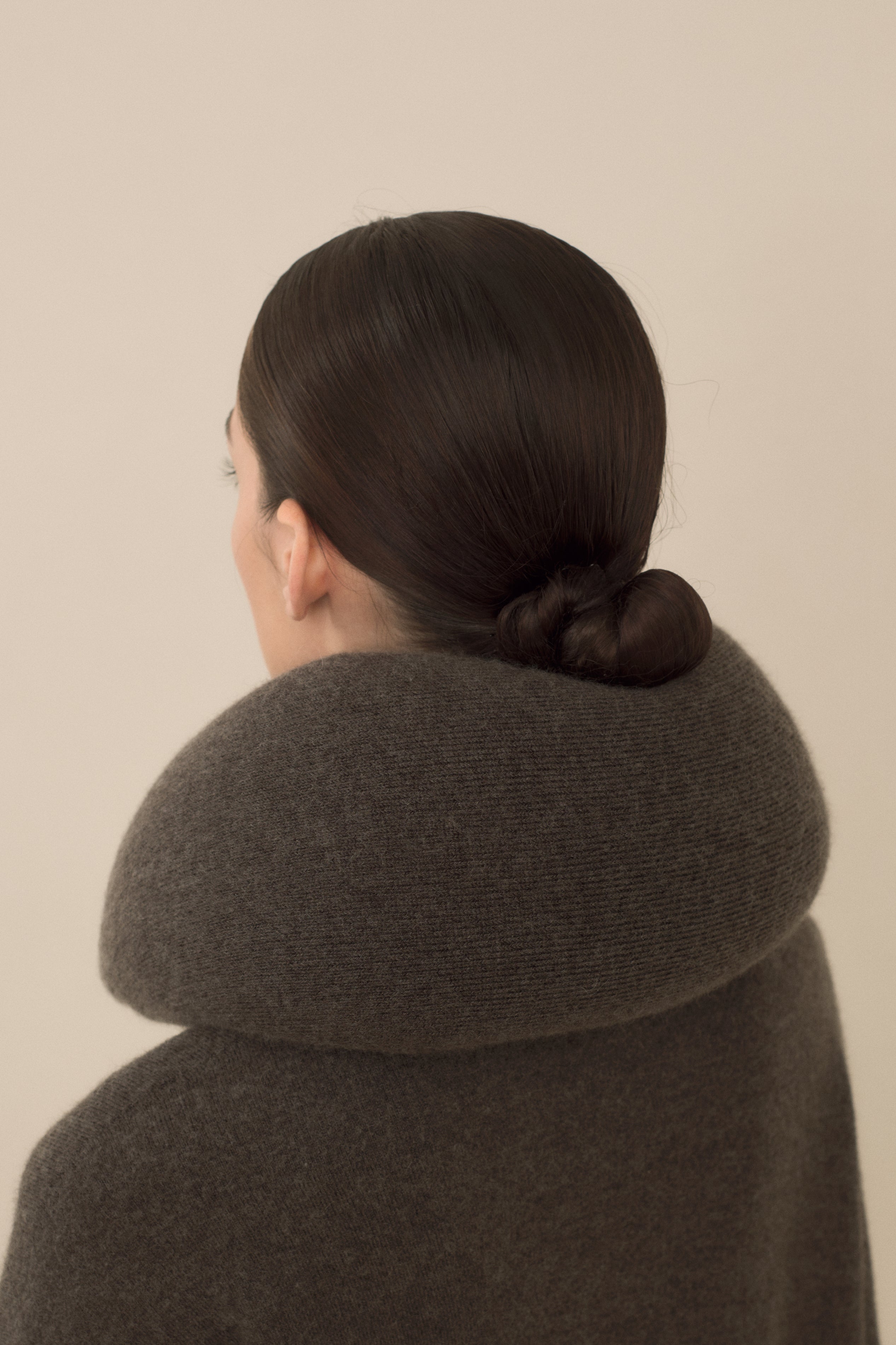 SOFT NECK PILLOW