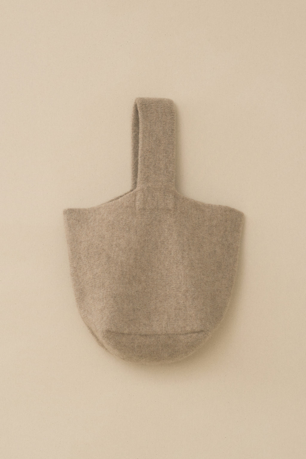 KNIT BUCKET