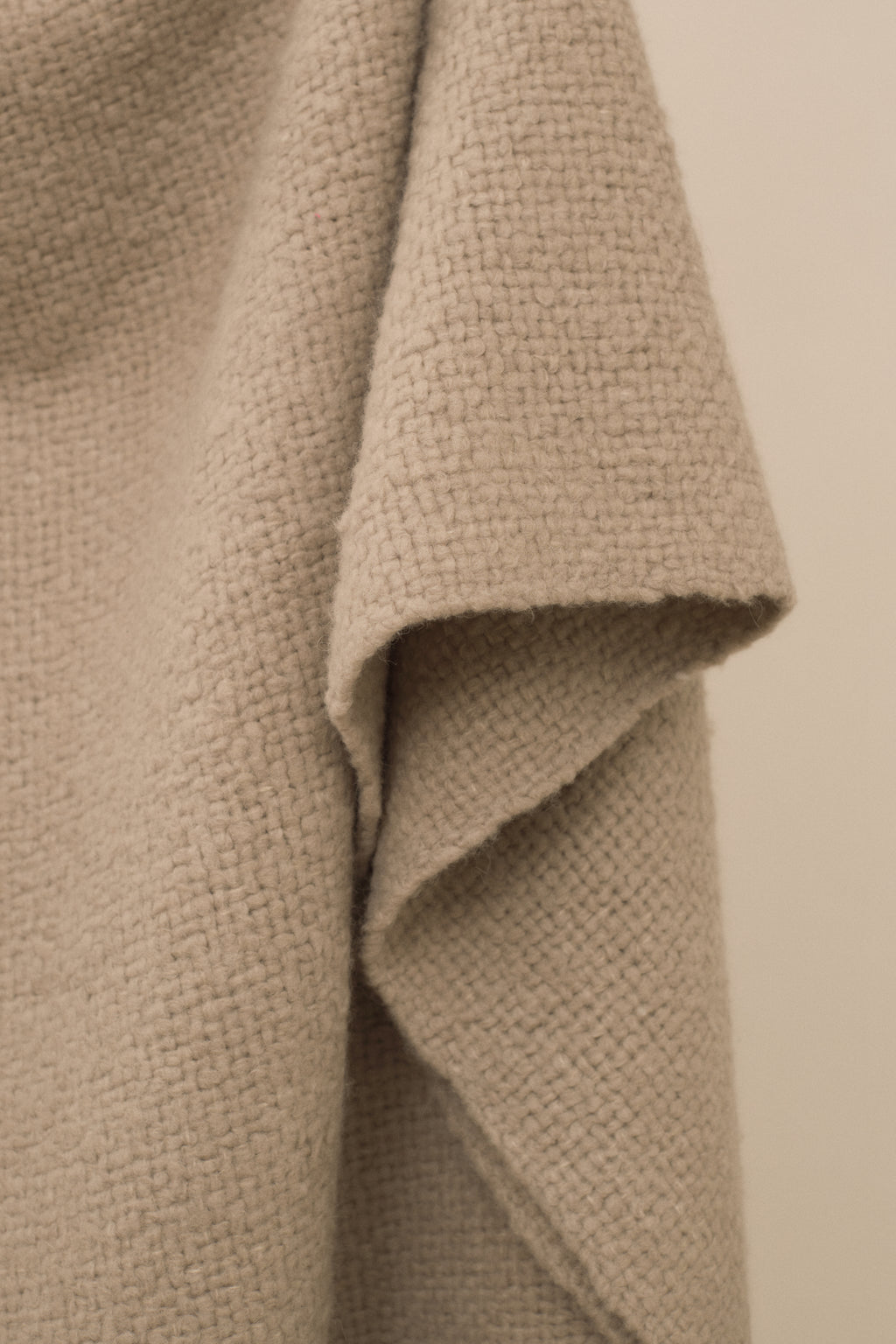 HANDWOVEN BRUSHED BLANKET